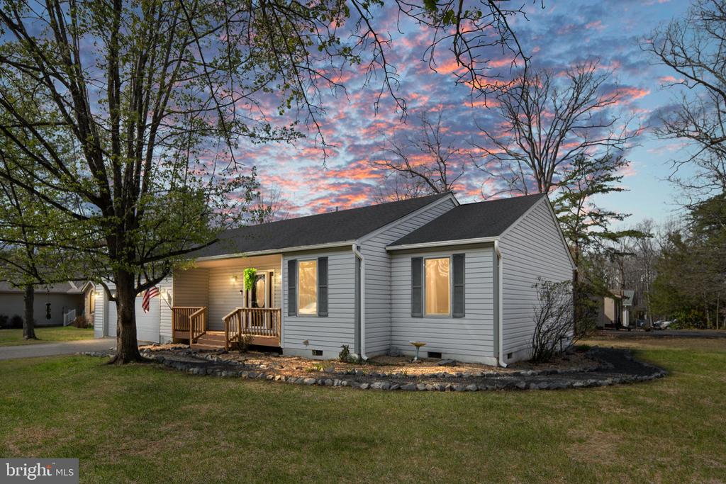 200 LIBERTY BLVD, LOCUST GROVE, Virginia 22508, 3 Bedrooms Bedrooms, ,3 BathroomsBathrooms,Residential,LAKE OF THE WOOD,200 LIBERTY BLVD,VAOR2013680 MLS # VAOR2013680