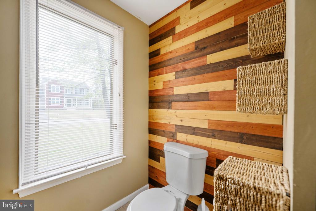 200 LIBERTY BLVD, LOCUST GROVE, Virginia 22508, 3 Bedrooms Bedrooms, ,3 BathroomsBathrooms,Residential,LAKE OF THE WOOD,200 LIBERTY BLVD,VAOR2013680 MLS # VAOR2013680