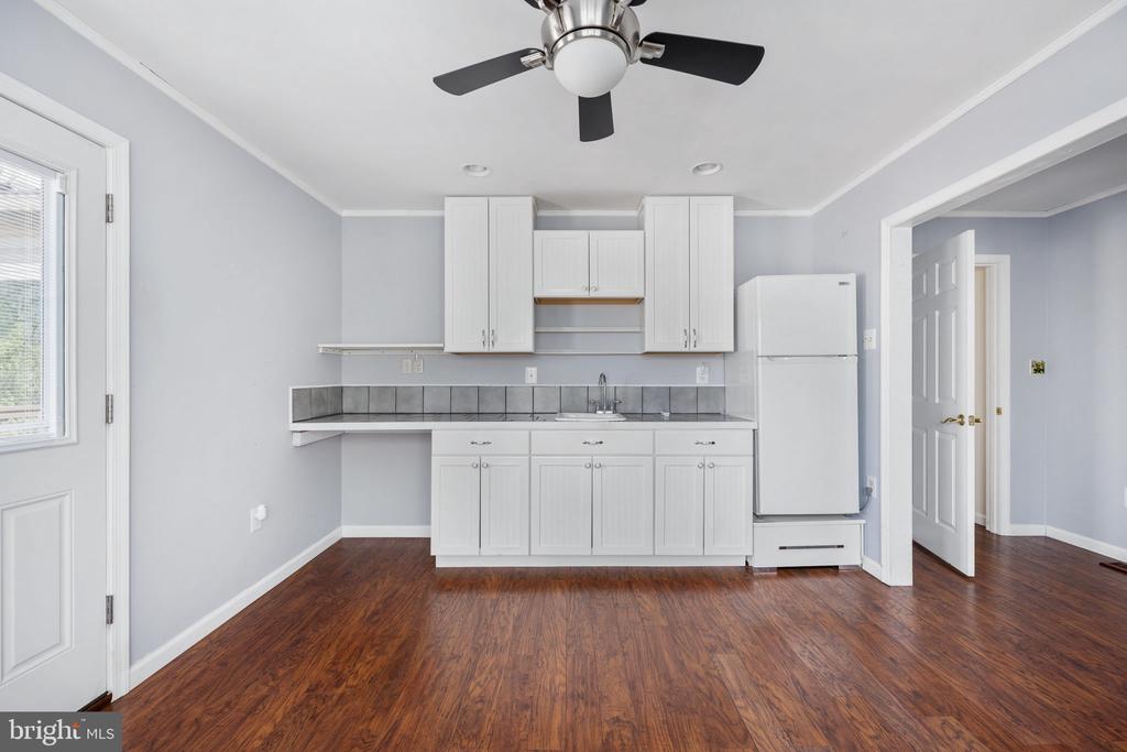 200 LIBERTY BLVD, LOCUST GROVE, Virginia 22508, 3 Bedrooms Bedrooms, ,3 BathroomsBathrooms,Residential,LAKE OF THE WOOD,200 LIBERTY BLVD,VAOR2013680 MLS # VAOR2013680