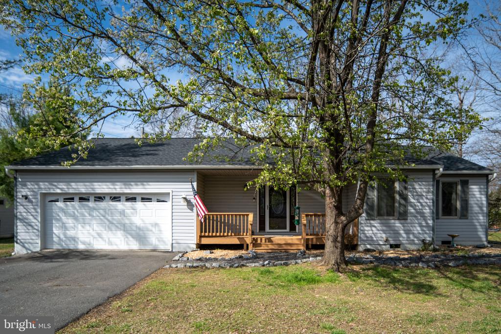 200 LIBERTY BLVD, LOCUST GROVE, Virginia 22508, 3 Bedrooms Bedrooms, ,3 BathroomsBathrooms,Residential,LAKE OF THE WOOD,200 LIBERTY BLVD,VAOR2013680 MLS # VAOR2013680