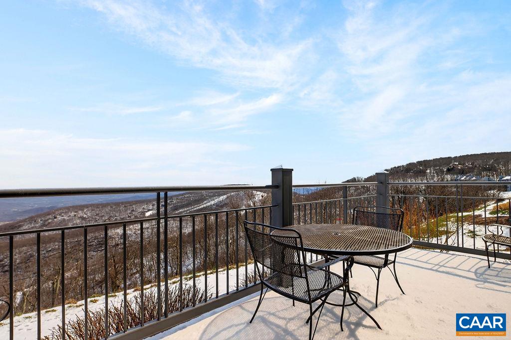 1551 VISTAS CONDOS, ROSELAND, Virginia 22967, 1 Bedroom Bedrooms, ,2 BathroomsBathrooms,Residential,1551 VISTAS CONDOS,674395 MLS # 674395