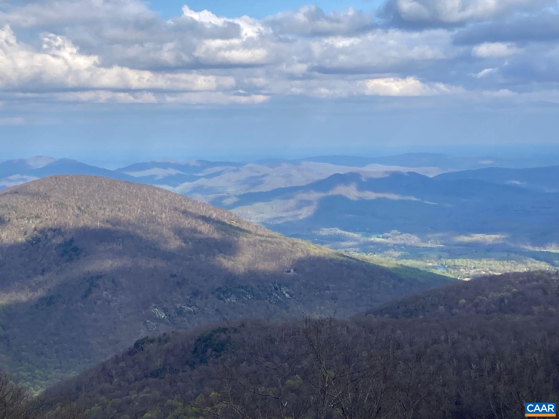 1551 VISTAS CONDOS, ROSELAND, Virginia 22967, 1 Bedroom Bedrooms, ,2 BathroomsBathrooms,Residential,1551 VISTAS CONDOS,674395 MLS # 674395