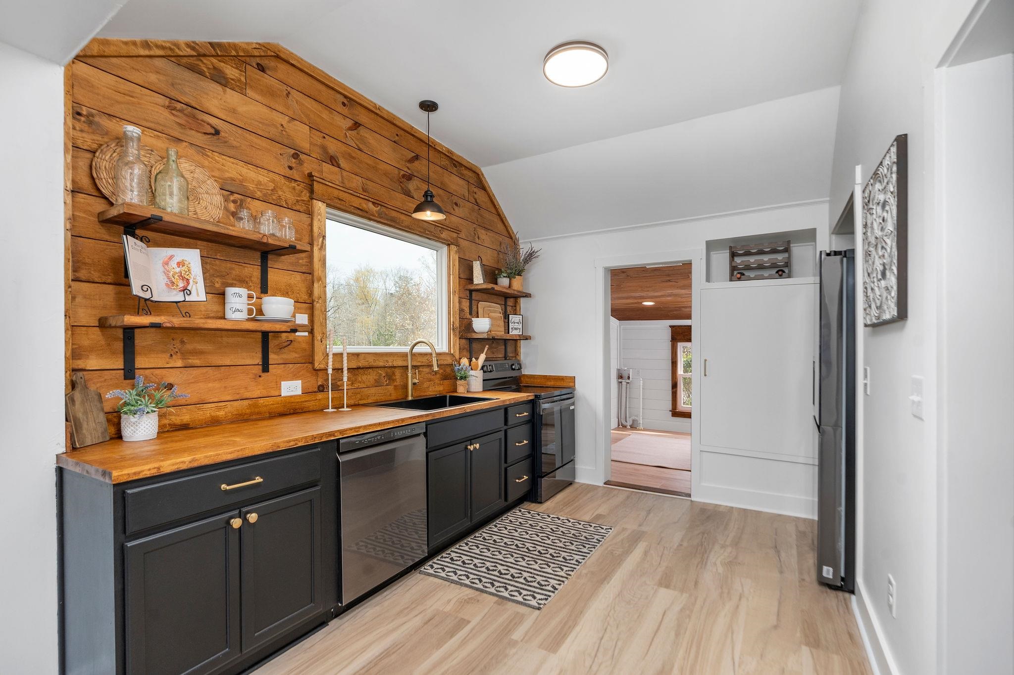 28 JONES CREEK RD, ARRINGTON, Virginia 22922, 3 Bedrooms Bedrooms, ,1 BathroomBathrooms,Residential,28 JONES CREEK RD,675089 MLS # 675089