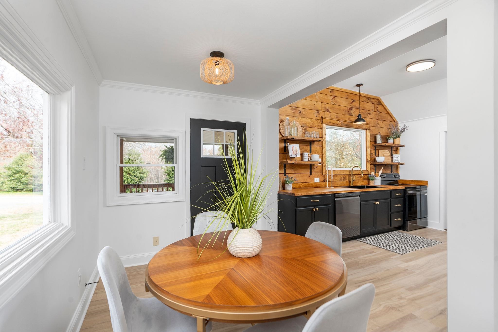 28 JONES CREEK RD, ARRINGTON, Virginia 22922, 3 Bedrooms Bedrooms, ,1 BathroomBathrooms,Residential,28 JONES CREEK RD,675089 MLS # 675089