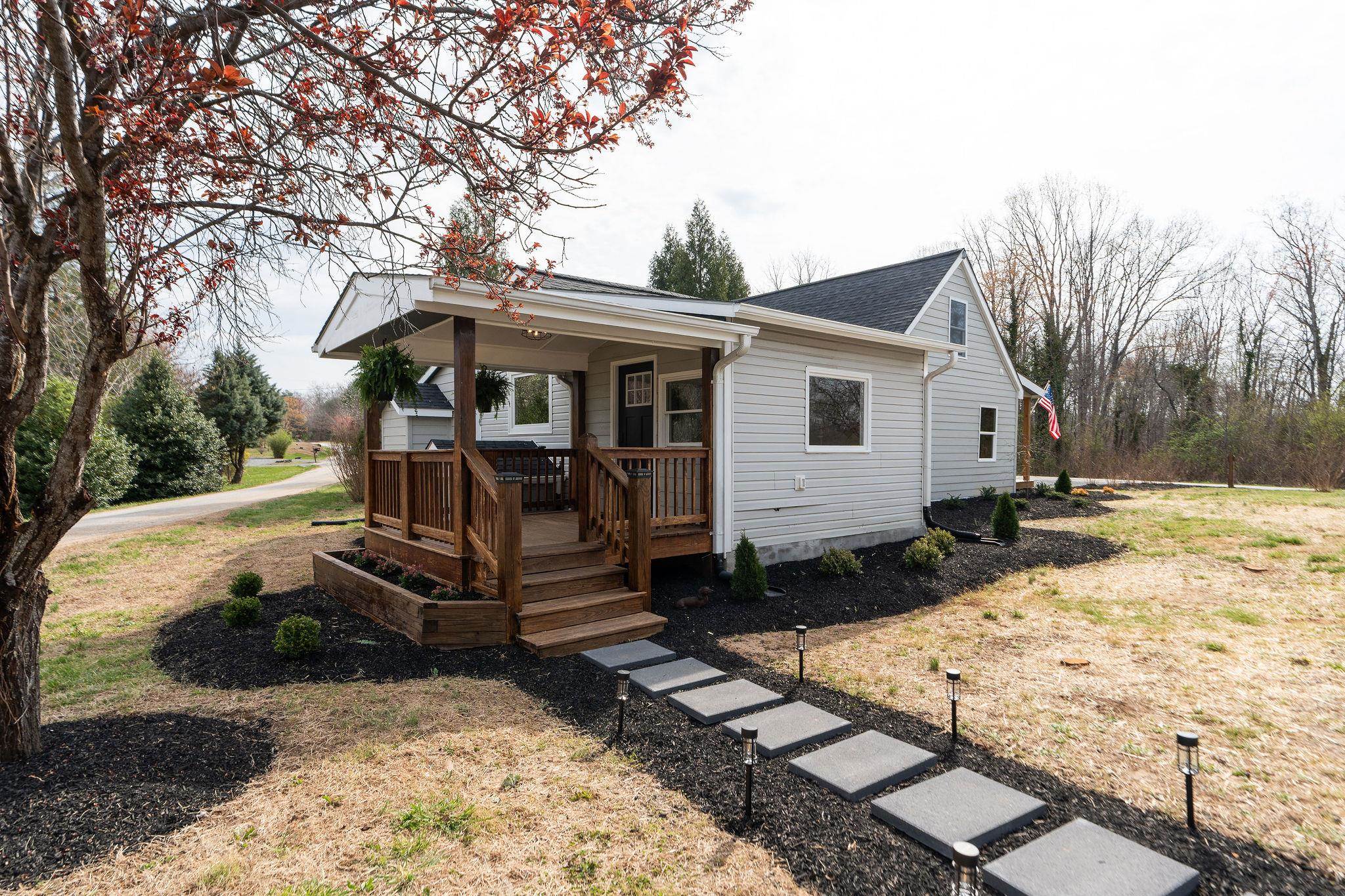 28 JONES CREEK RD, ARRINGTON, Virginia 22922, 3 Bedrooms Bedrooms, ,1 BathroomBathrooms,Residential,28 JONES CREEK RD,675089 MLS # 675089