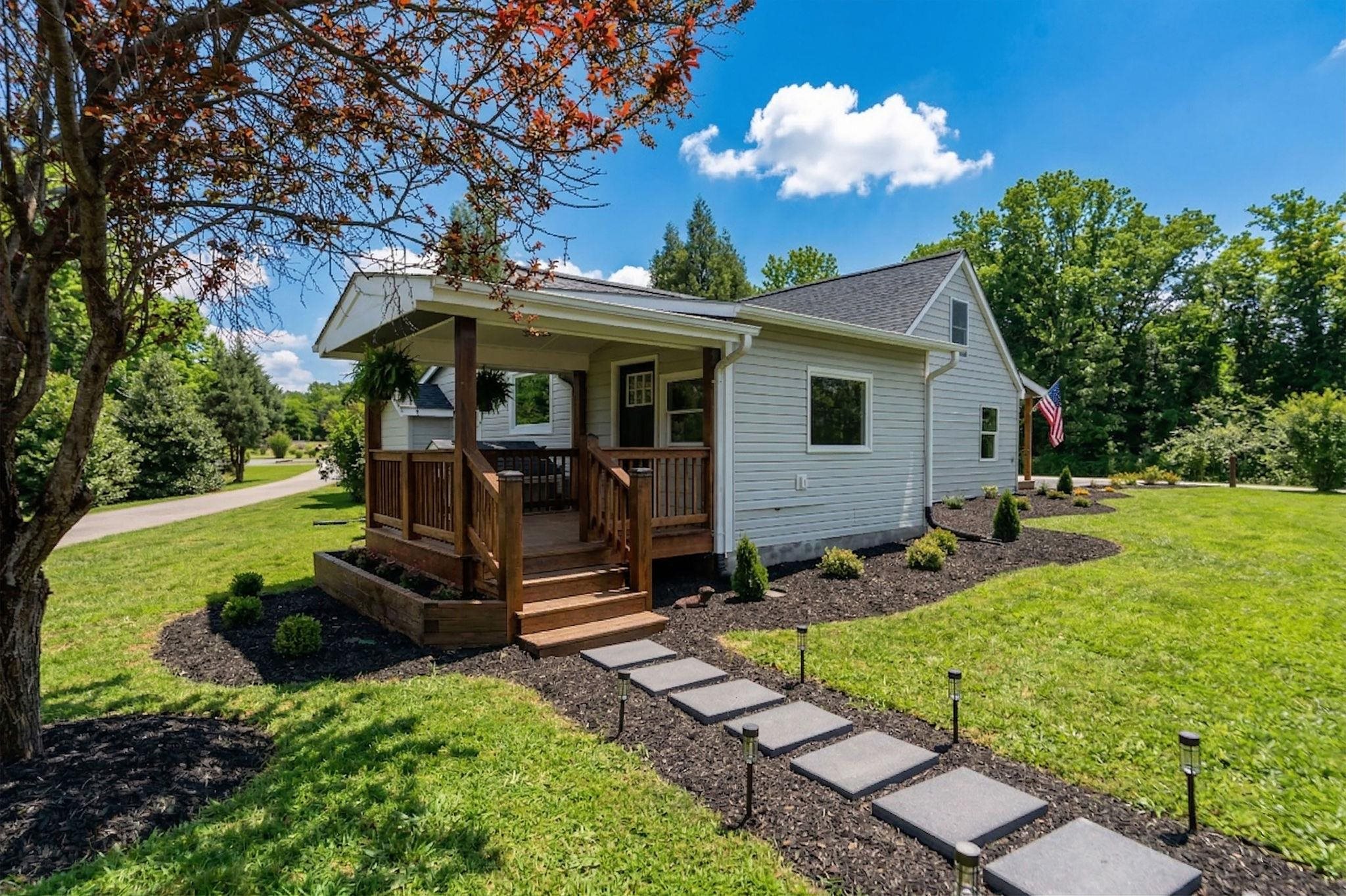 28 JONES CREEK RD, ARRINGTON, Virginia 22922, 3 Bedrooms Bedrooms, ,1 BathroomBathrooms,Residential,28 JONES CREEK RD,675089 MLS # 675089