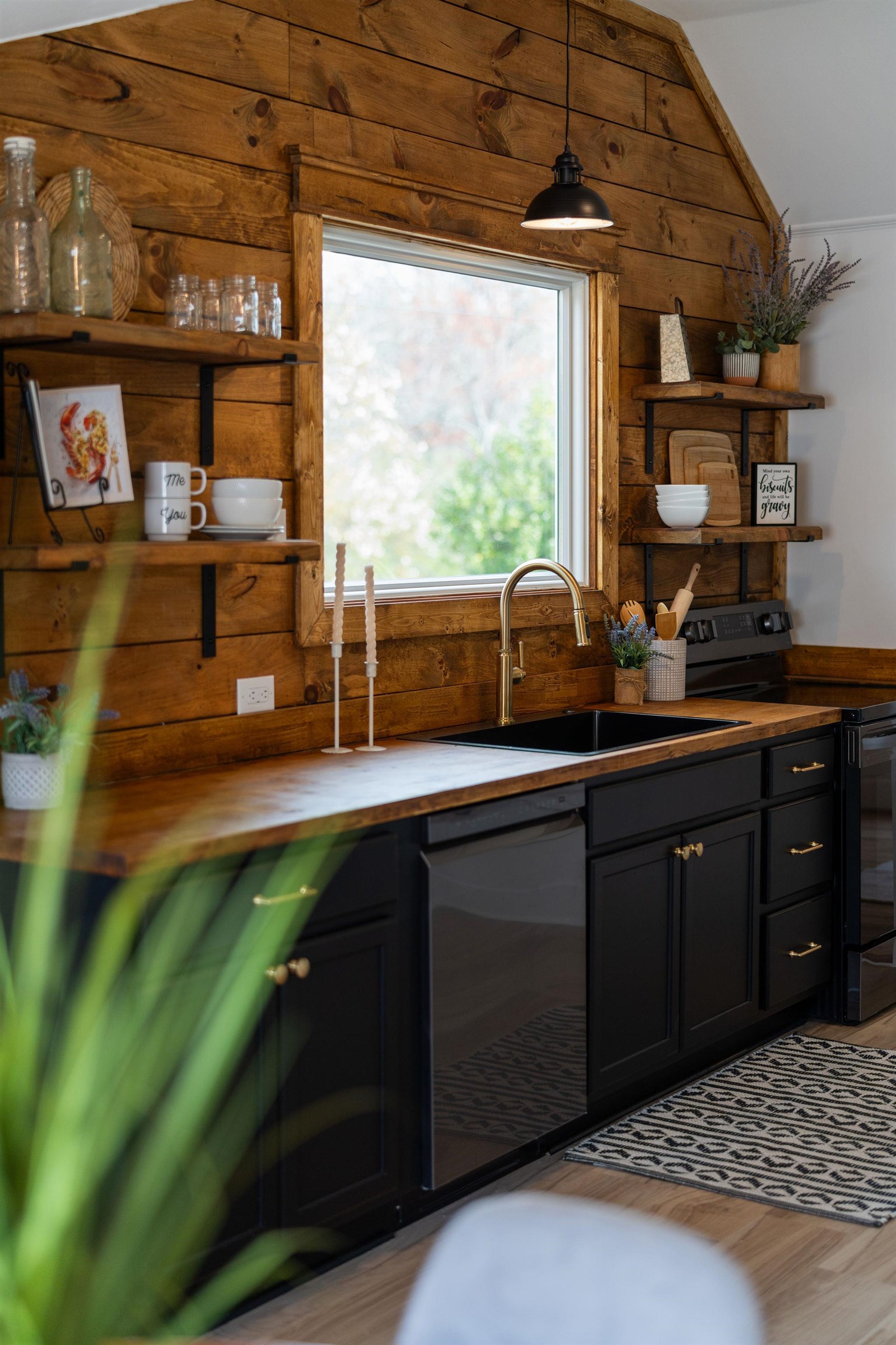 28 JONES CREEK RD, ARRINGTON, Virginia 22922, 3 Bedrooms Bedrooms, ,1 BathroomBathrooms,Residential,28 JONES CREEK RD,675089 MLS # 675089