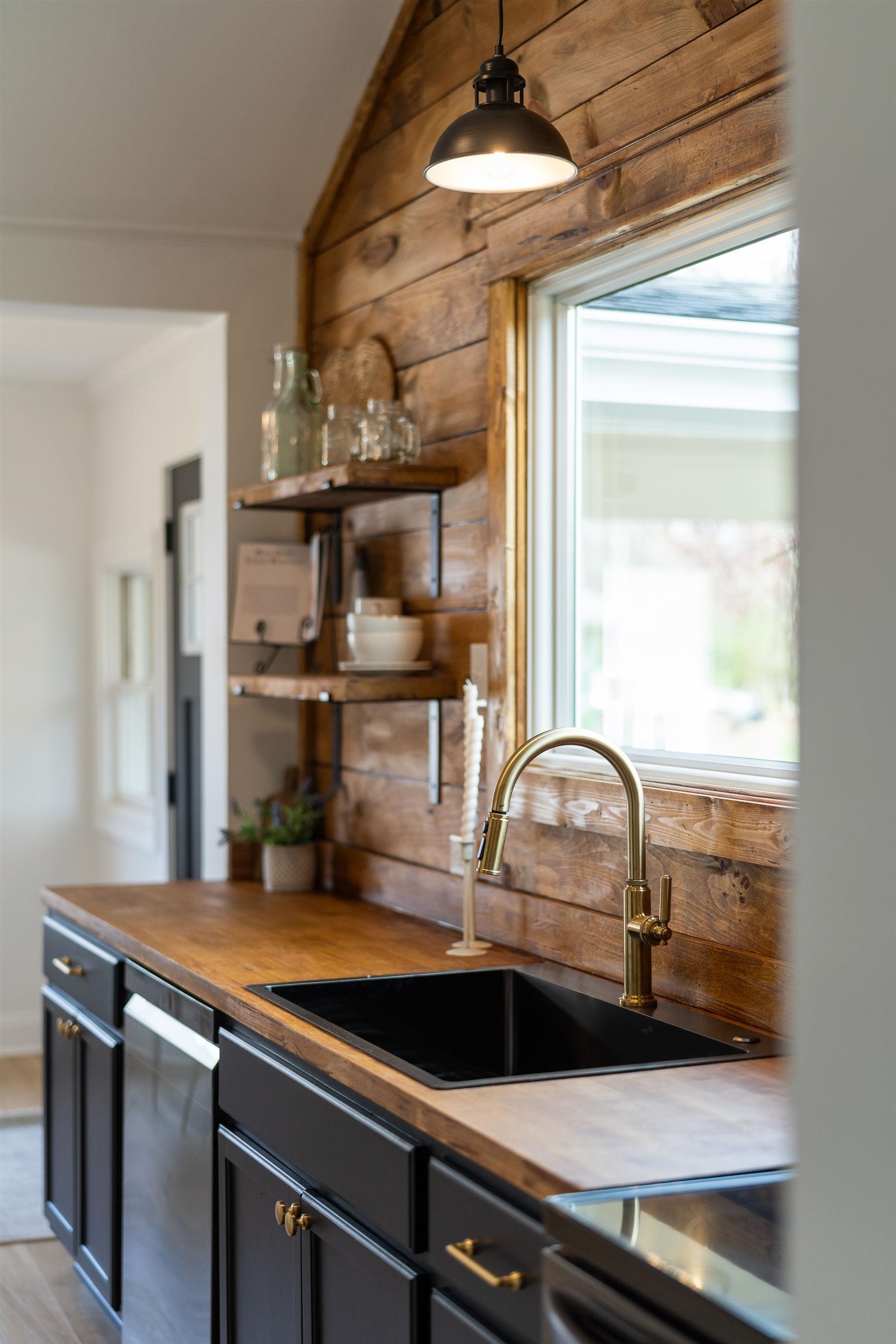 28 JONES CREEK RD, ARRINGTON, Virginia 22922, 3 Bedrooms Bedrooms, ,1 BathroomBathrooms,Residential,28 JONES CREEK RD,675089 MLS # 675089