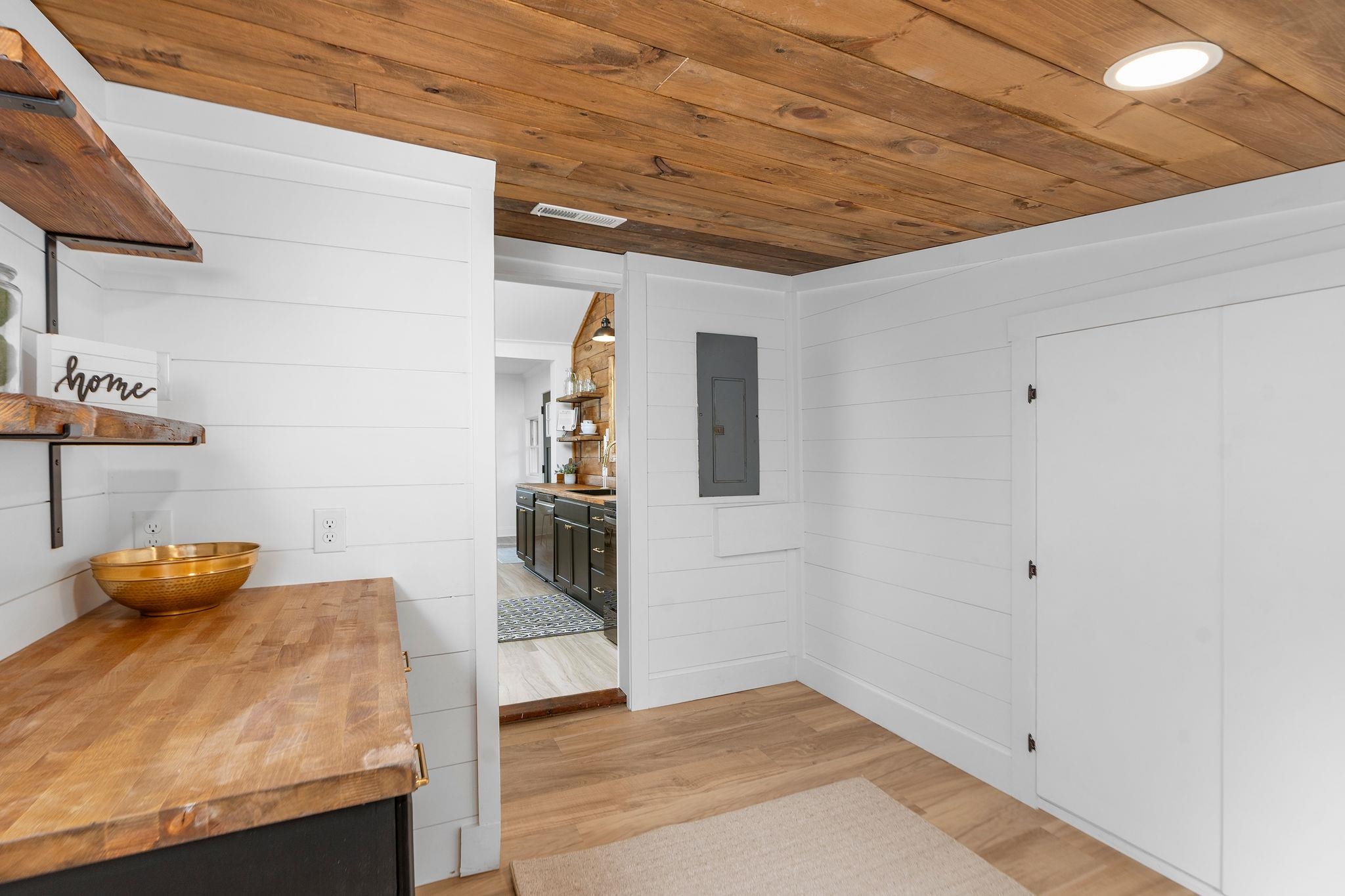 28 JONES CREEK RD, ARRINGTON, Virginia 22922, 3 Bedrooms Bedrooms, ,1 BathroomBathrooms,Residential,28 JONES CREEK RD,675089 MLS # 675089