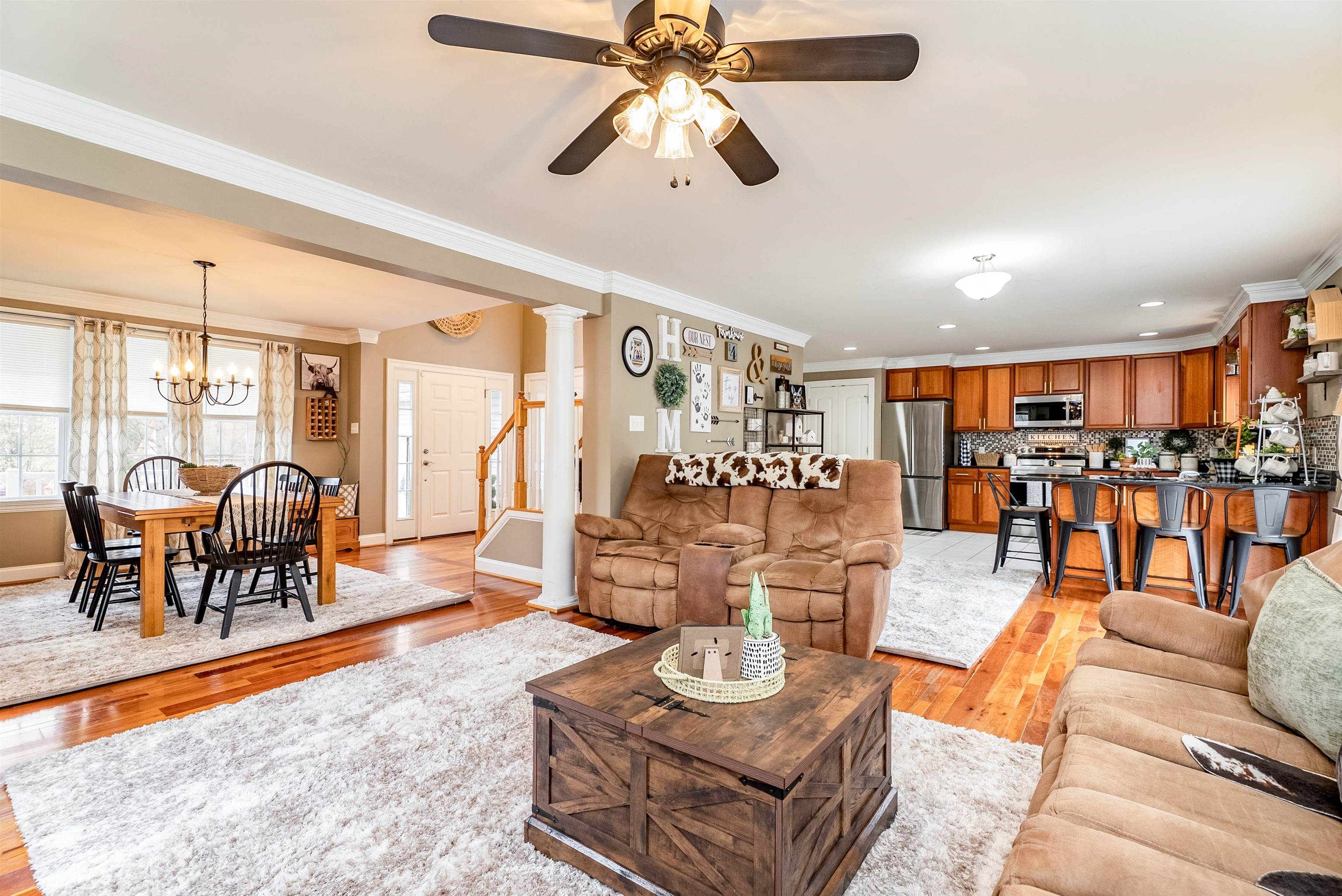 406 WOODLAND DR, LURAY, Virginia 22835, 4 Bedrooms Bedrooms, ,2 BathroomsBathrooms,Residential,406 WOODLAND DR,675091 MLS # 675091