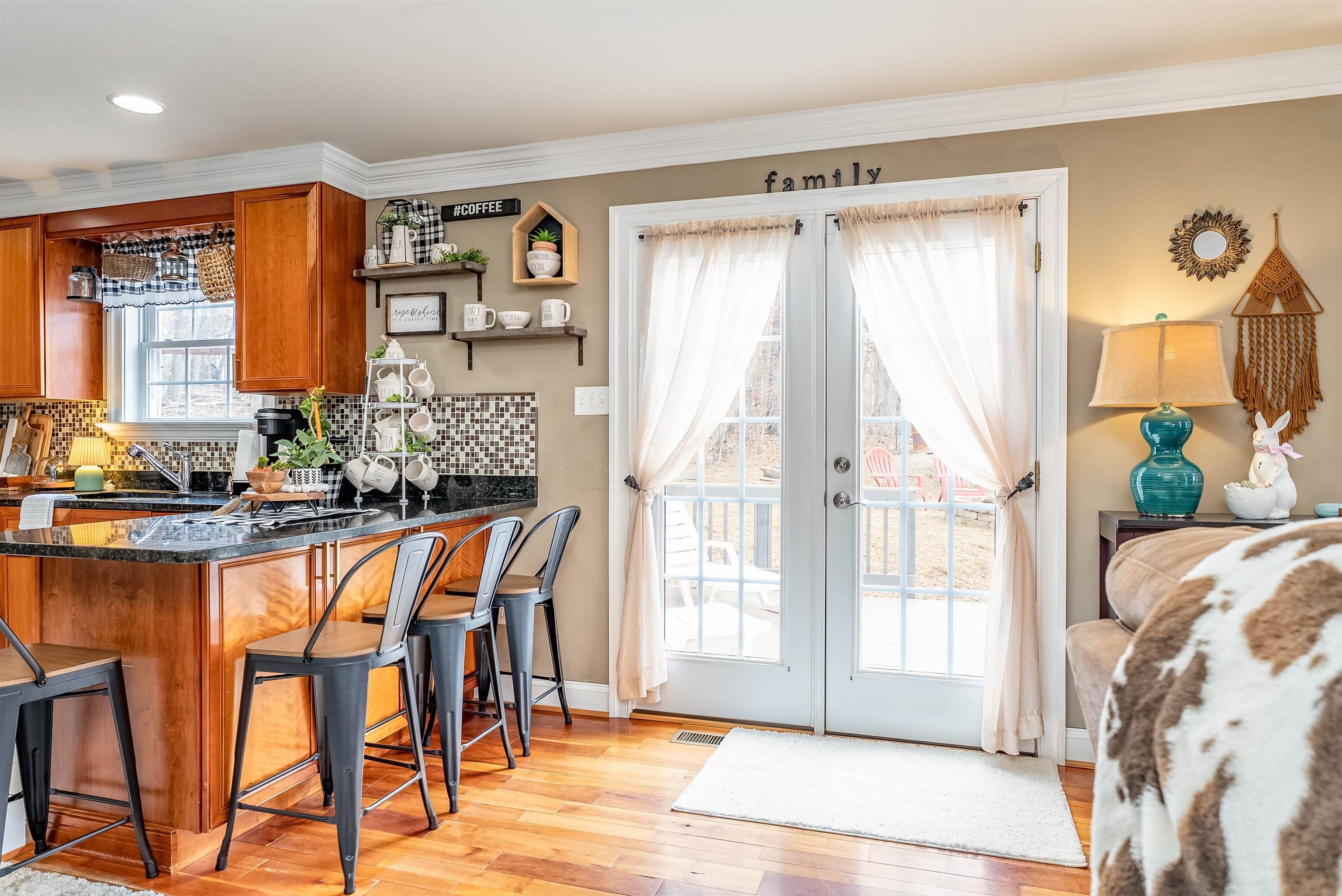 406 WOODLAND DR, LURAY, Virginia 22835, 4 Bedrooms Bedrooms, ,2 BathroomsBathrooms,Residential,406 WOODLAND DR,675091 MLS # 675091