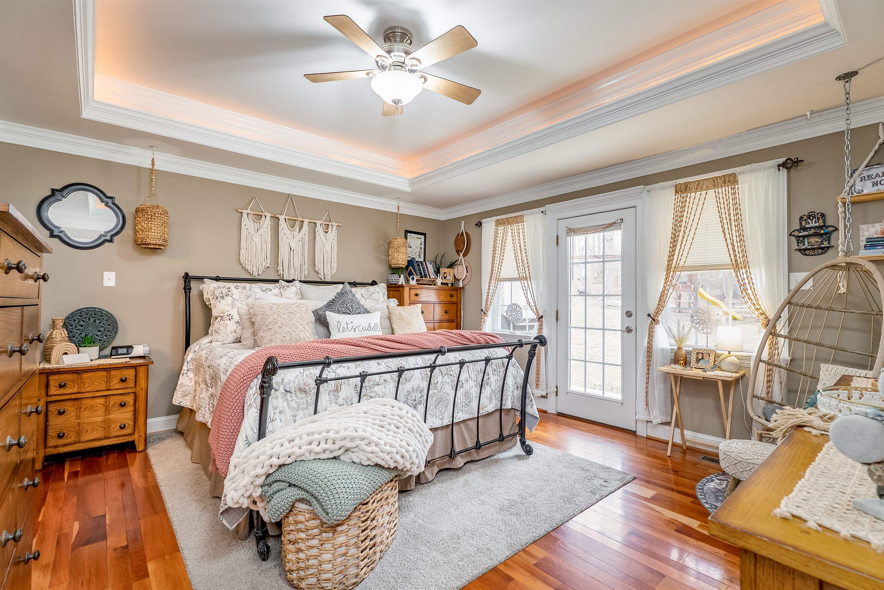 406 WOODLAND DR, LURAY, Virginia 22835, 4 Bedrooms Bedrooms, ,2 BathroomsBathrooms,Residential,406 WOODLAND DR,675091 MLS # 675091