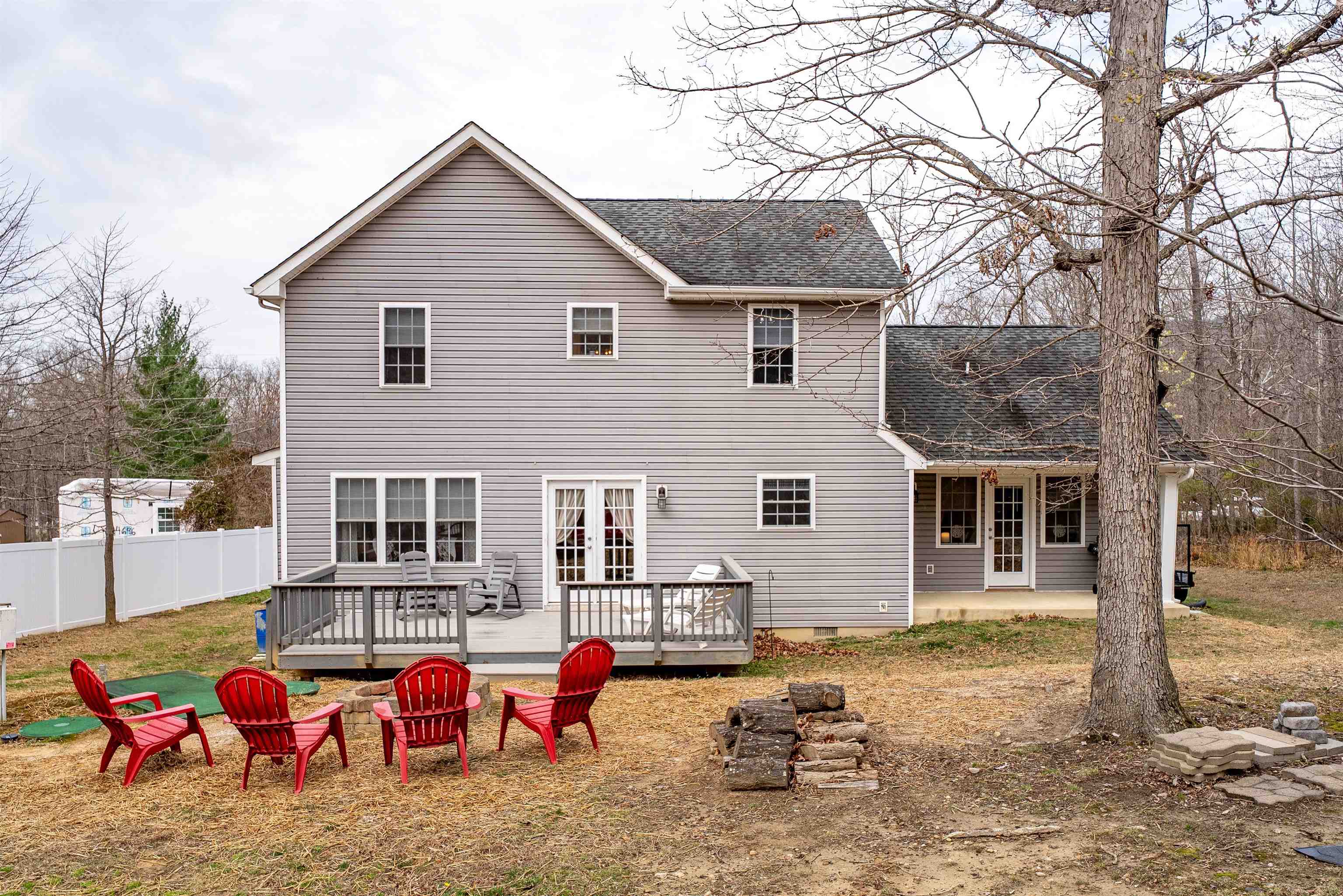 406 WOODLAND DR, LURAY, Virginia 22835, 4 Bedrooms Bedrooms, ,2 BathroomsBathrooms,Residential,406 WOODLAND DR,675091 MLS # 675091