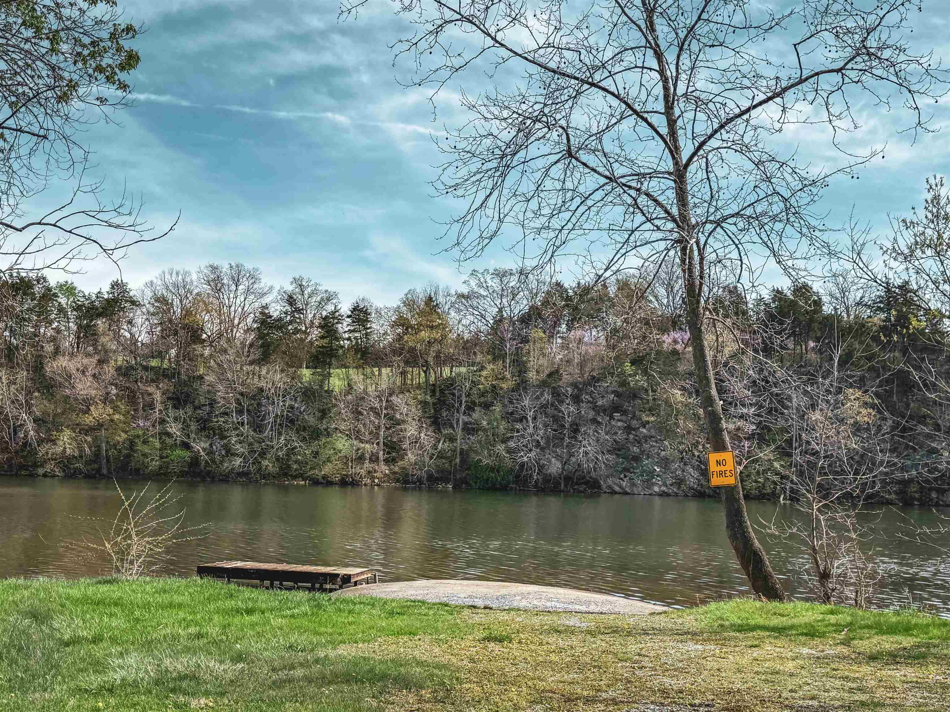 406 WOODLAND DR, LURAY, Virginia 22835, 4 Bedrooms Bedrooms, ,2 BathroomsBathrooms,Residential,406 WOODLAND DR,675091 MLS # 675091
