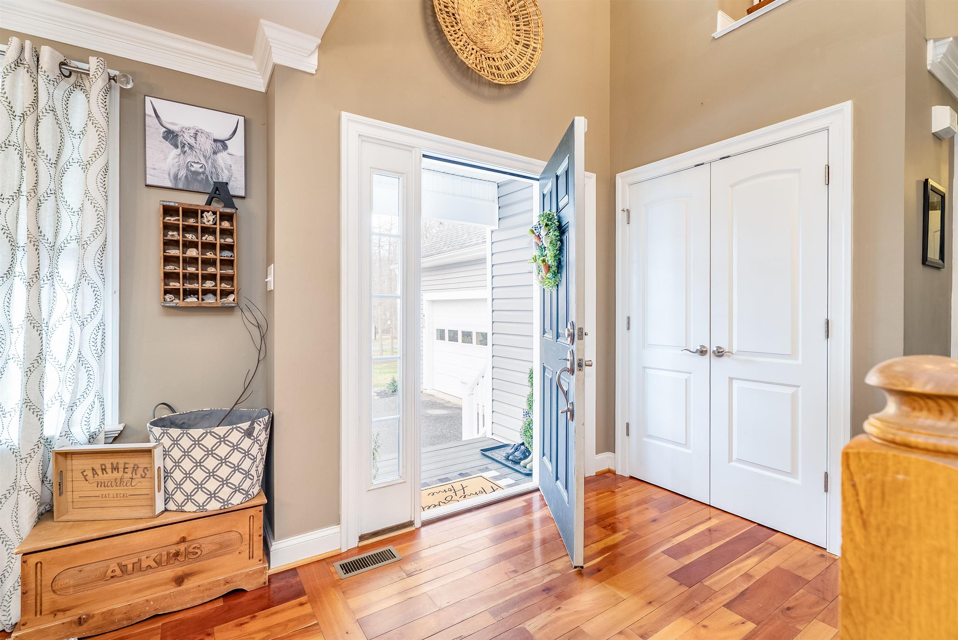 406 WOODLAND DR, LURAY, Virginia 22835, 4 Bedrooms Bedrooms, ,2 BathroomsBathrooms,Residential,406 WOODLAND DR,675091 MLS # 675091