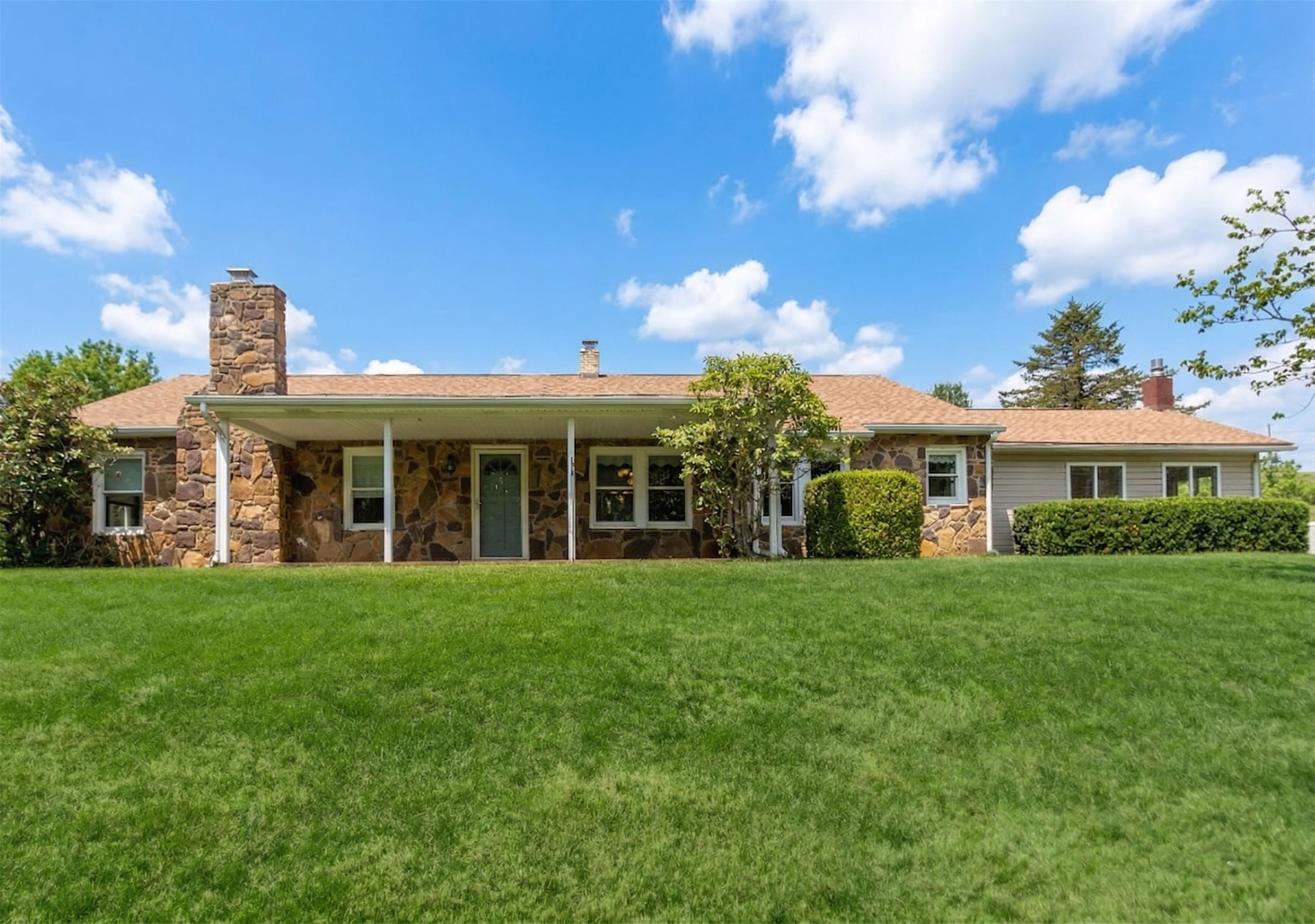 584 NEWPORT RD, SPOTTSWOOD, Virginia 24476, 3 Bedrooms Bedrooms, ,2 BathroomsBathrooms,Residential,584 NEWPORT RD,675093 MLS # 675093