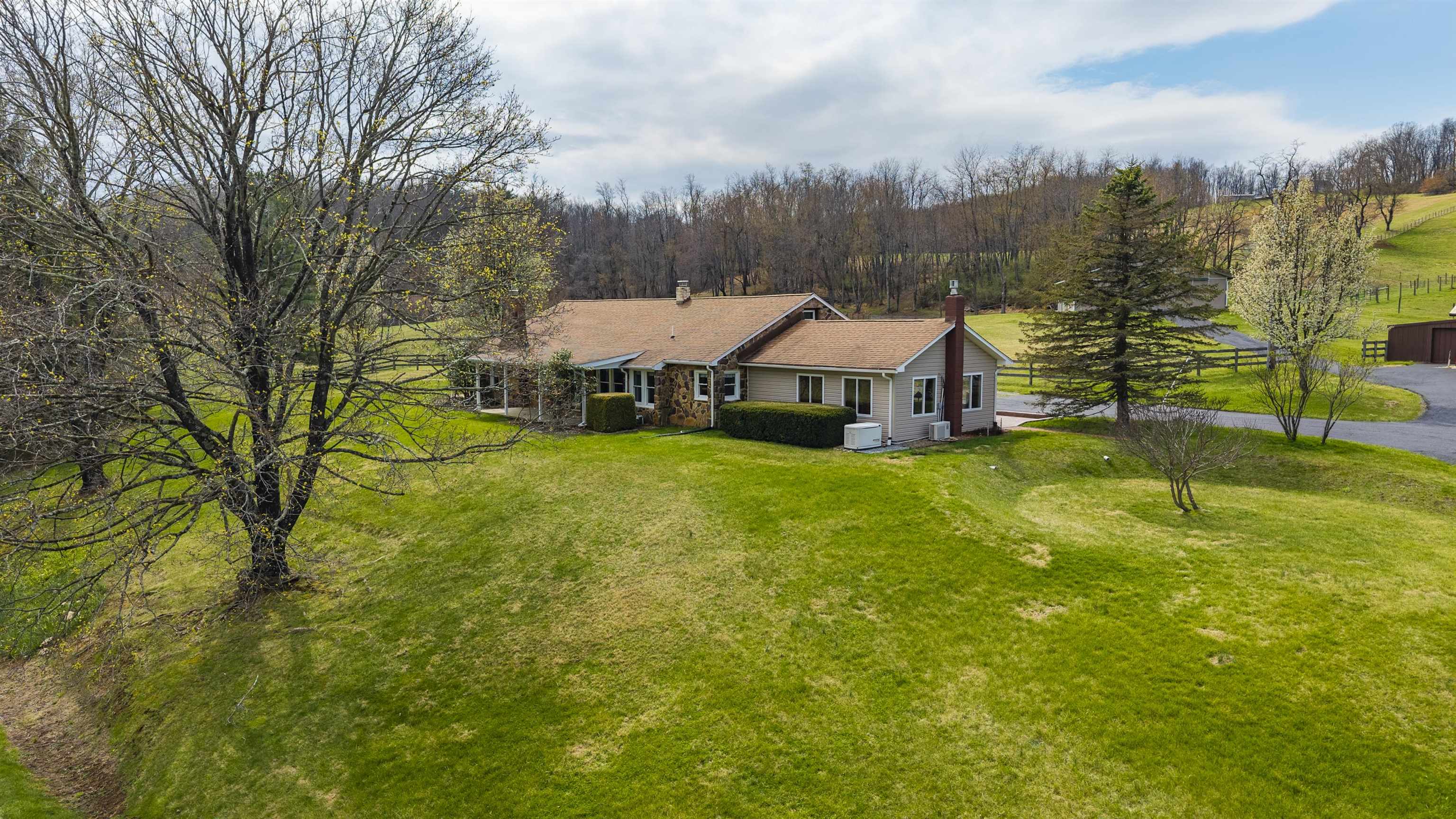 584 NEWPORT RD, SPOTTSWOOD, Virginia 24476, 3 Bedrooms Bedrooms, ,2 BathroomsBathrooms,Residential,584 NEWPORT RD,675093 MLS # 675093