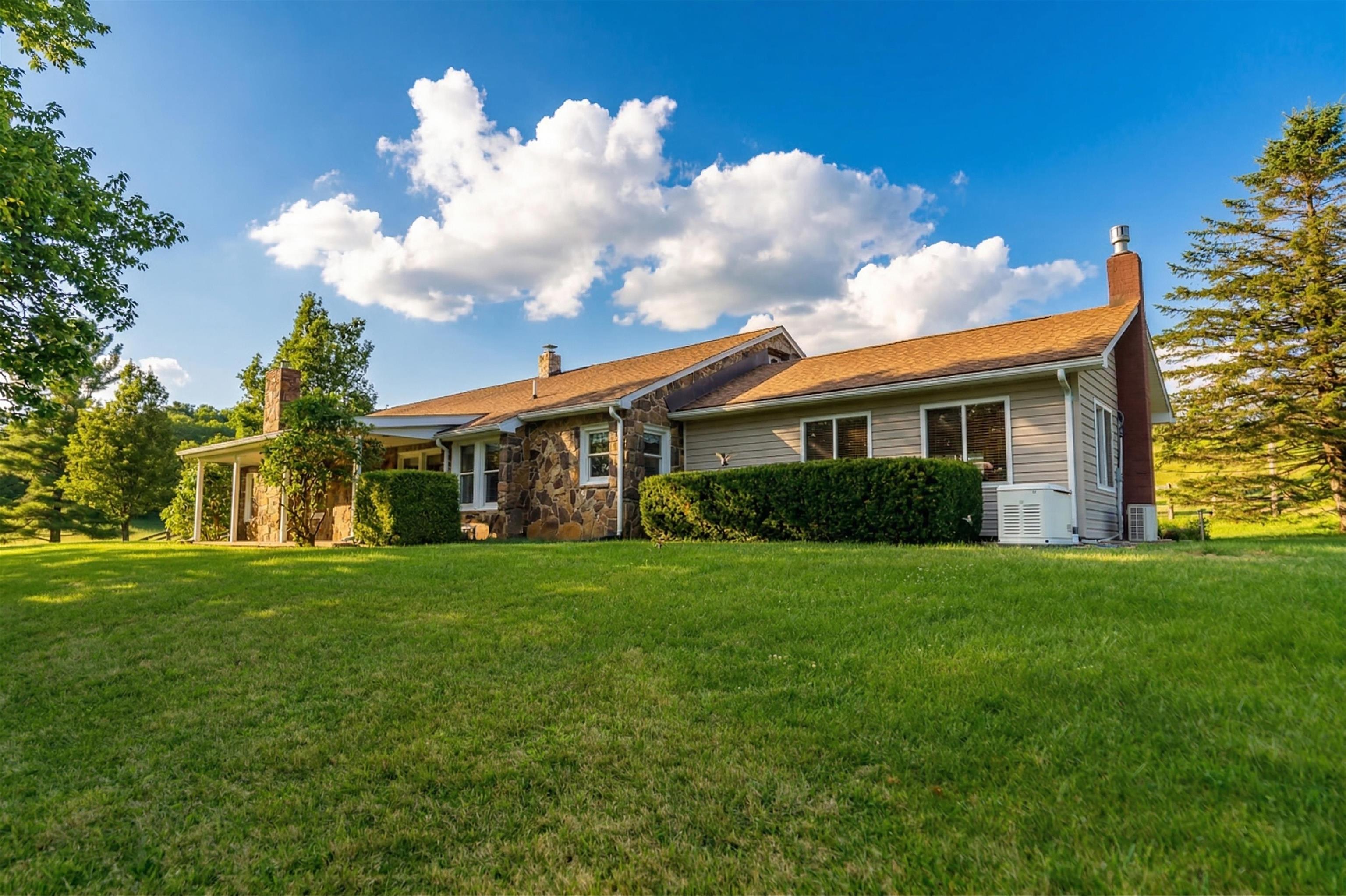 584 NEWPORT RD, SPOTTSWOOD, Virginia 24476, 3 Bedrooms Bedrooms, ,2 BathroomsBathrooms,Residential,584 NEWPORT RD,675093 MLS # 675093