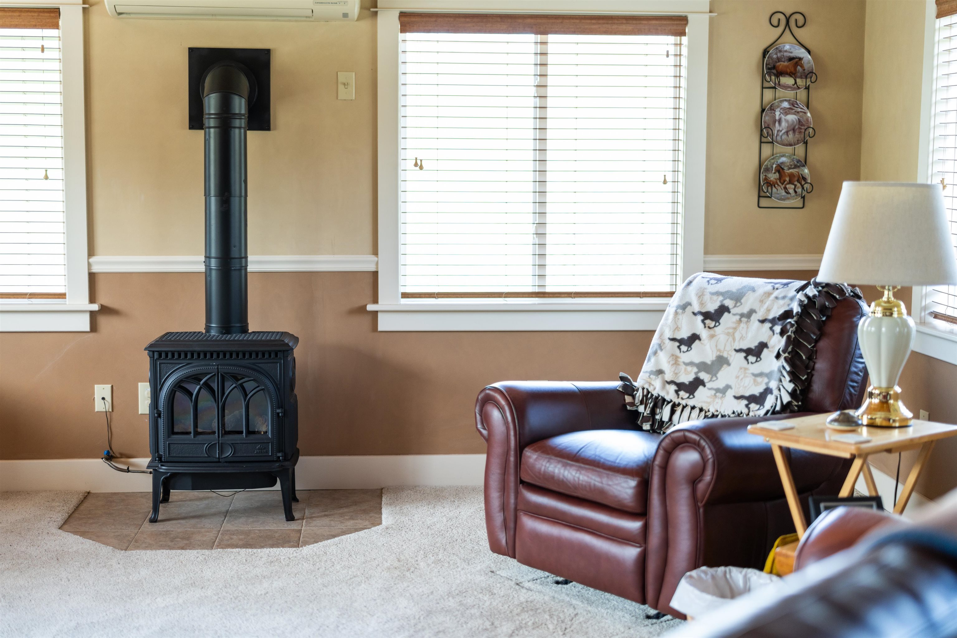 584 NEWPORT RD, SPOTTSWOOD, Virginia 24476, 3 Bedrooms Bedrooms, ,2 BathroomsBathrooms,Residential,584 NEWPORT RD,675093 MLS # 675093