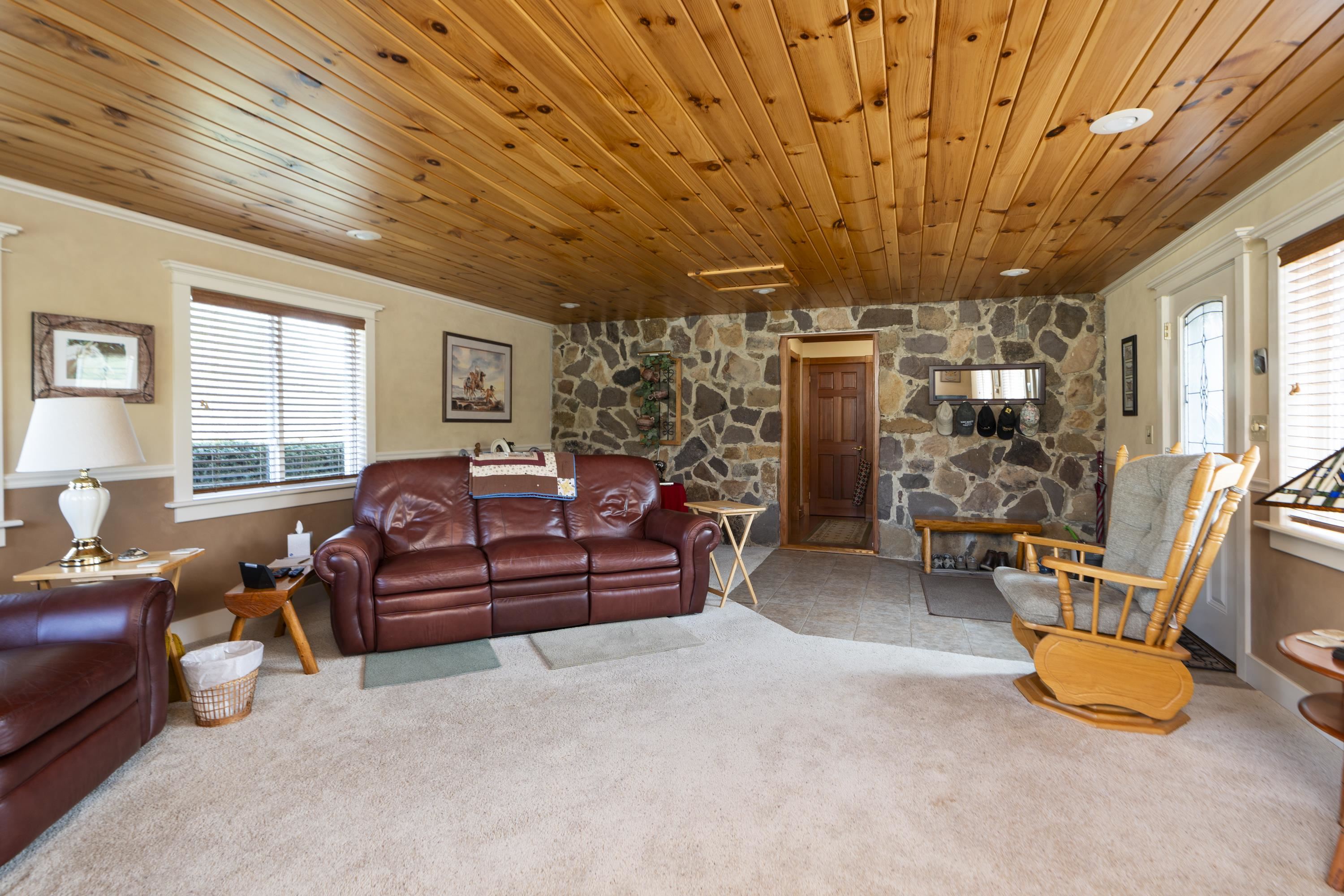 584 NEWPORT RD, SPOTTSWOOD, Virginia 24476, 3 Bedrooms Bedrooms, ,2 BathroomsBathrooms,Residential,584 NEWPORT RD,675093 MLS # 675093