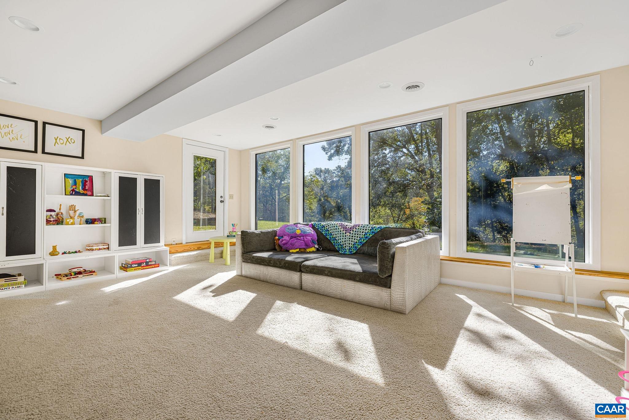 340 GRASSMERE RD, CHARLOTTESVILLE, Virginia 22903, 9 Bedrooms Bedrooms, ,5 BathroomsBathrooms,Residential,340 GRASSMERE RD,675095 MLS # 675095