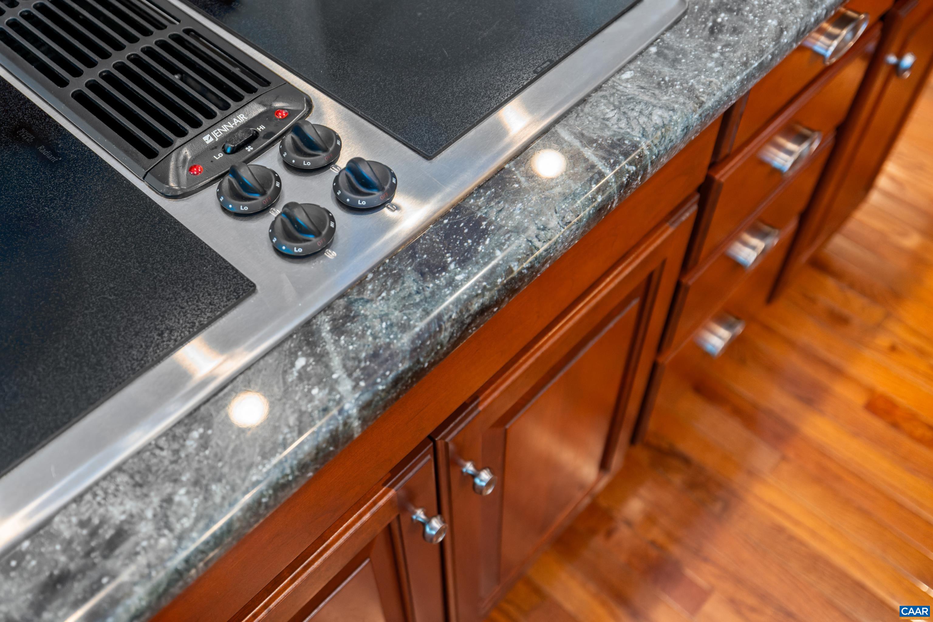 137 DIAMOND CT, HARRISONBURG, Virginia 22801, 7 Bedrooms Bedrooms, ,6 BathroomsBathrooms,Residential,137 DIAMOND CT,675097 MLS # 675097