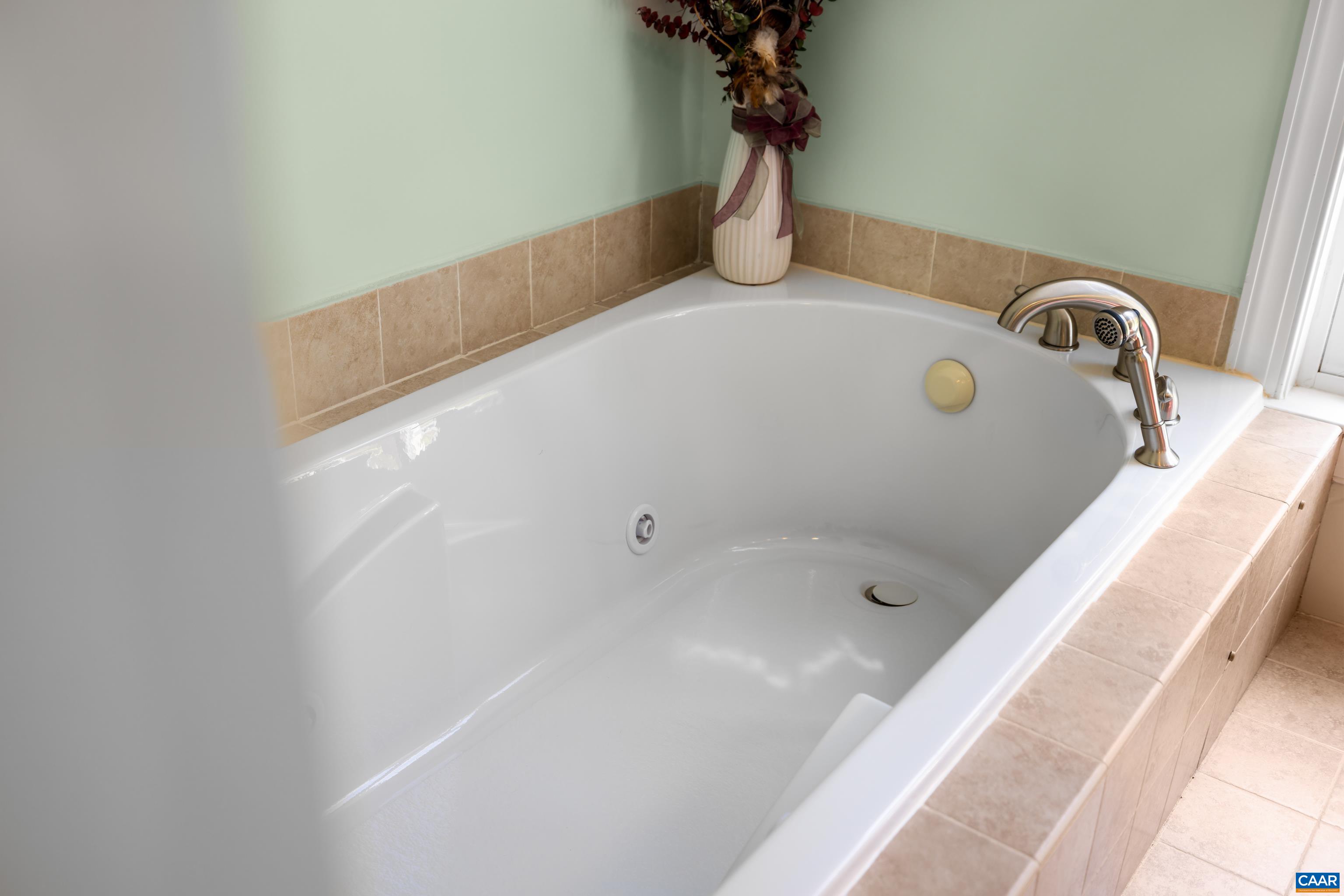 137 DIAMOND CT, HARRISONBURG, Virginia 22801, 7 Bedrooms Bedrooms, ,6 BathroomsBathrooms,Residential,137 DIAMOND CT,675097 MLS # 675097