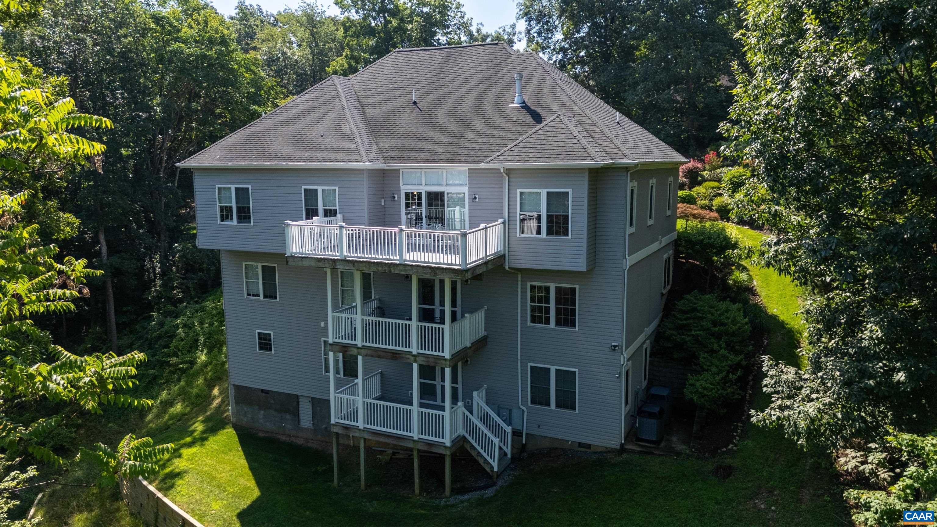 137 DIAMOND CT, HARRISONBURG, Virginia 22801, 7 Bedrooms Bedrooms, ,6 BathroomsBathrooms,Residential,137 DIAMOND CT,675097 MLS # 675097