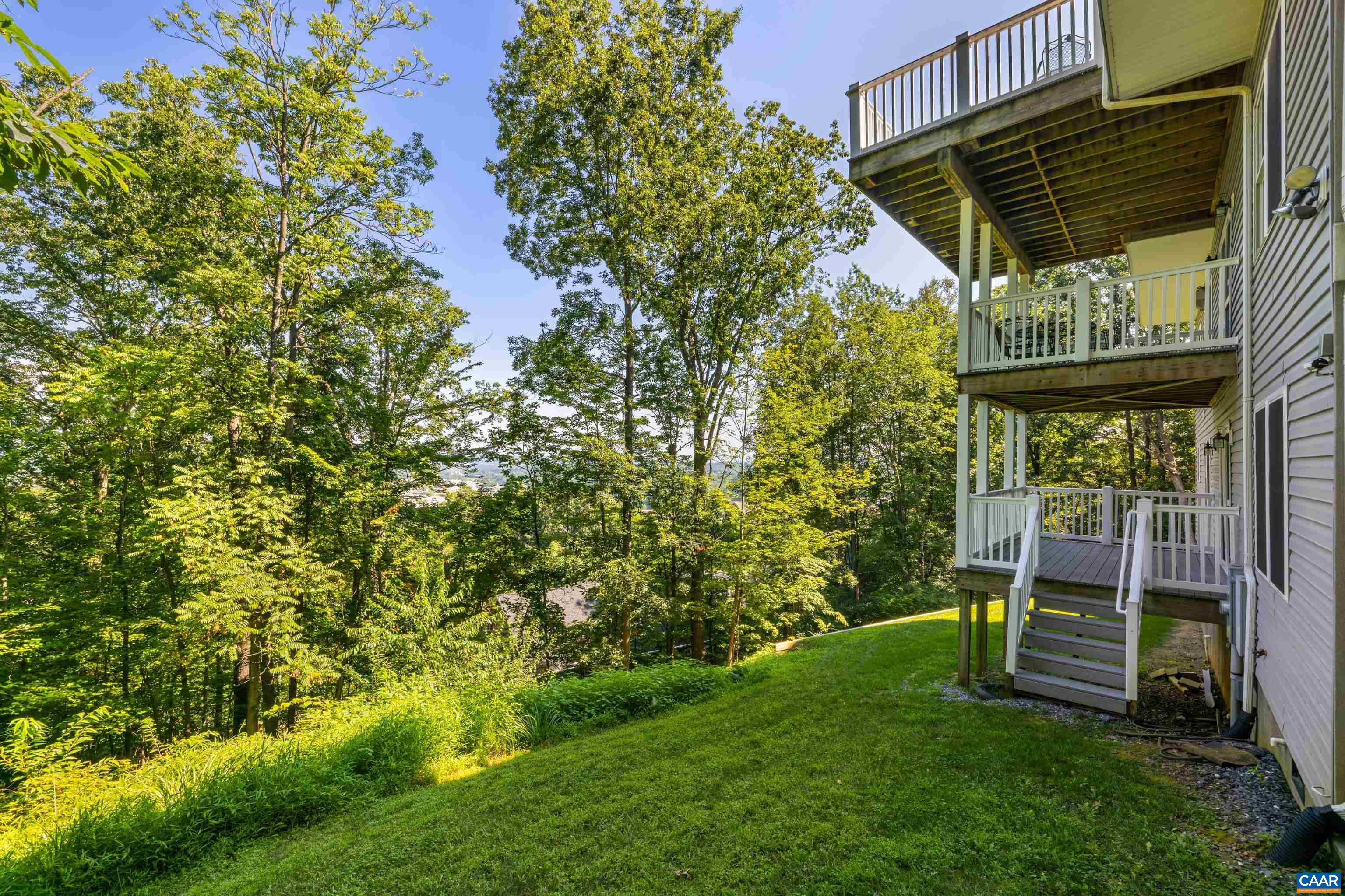 137 DIAMOND CT, HARRISONBURG, Virginia 22801, 7 Bedrooms Bedrooms, ,6 BathroomsBathrooms,Residential,137 DIAMOND CT,675097 MLS # 675097