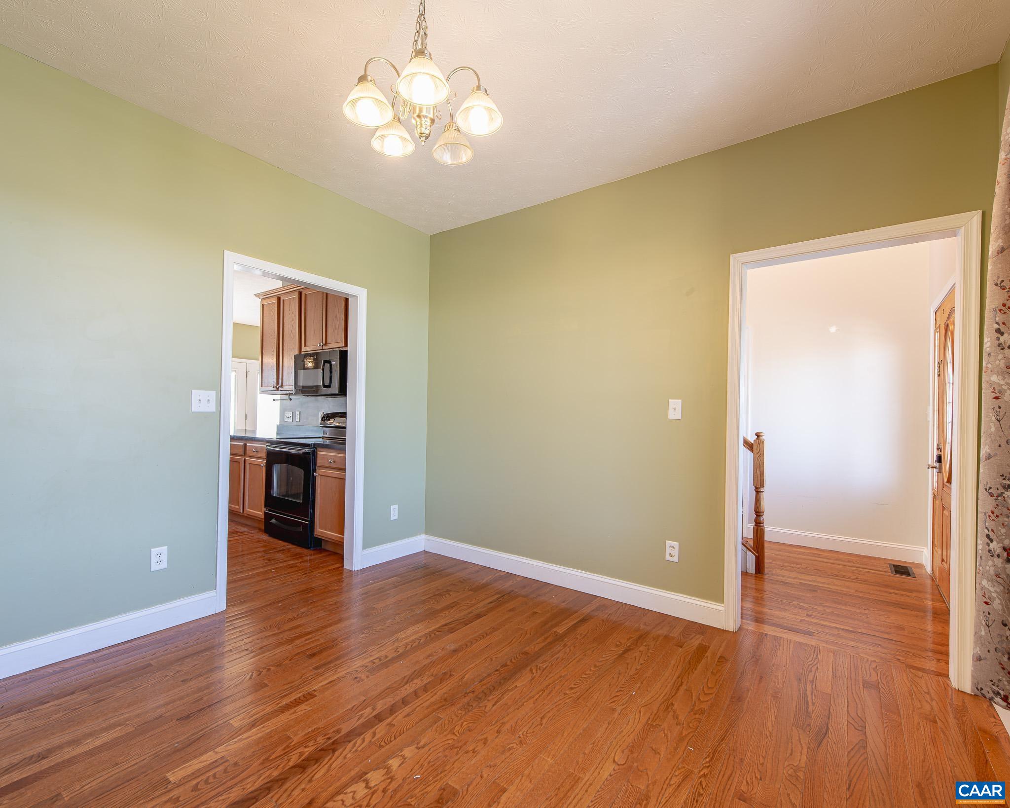 1991 RUSSELL DR, ROCKINGHAM, Virginia 22801, 5 Bedrooms Bedrooms, ,3 BathroomsBathrooms,Residential,1991 RUSSELL DR,675098 MLS # 675098 1991 RUSSELL DR, ROCKINGHAM, Virginia 22801, 5 Bedrooms Bedrooms, ,3 BathroomsBathrooms,Residential,1991 RUSSELL DR,675098 MLS # 675098