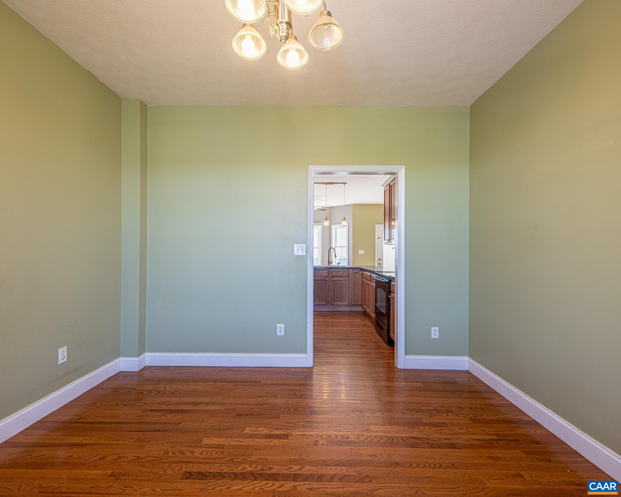 1991 RUSSELL DR, ROCKINGHAM, Virginia 22801, 5 Bedrooms Bedrooms, ,3 BathroomsBathrooms,Residential,1991 RUSSELL DR,675098 MLS # 675098 1991 RUSSELL DR, ROCKINGHAM, Virginia 22801, 5 Bedrooms Bedrooms, ,3 BathroomsBathrooms,Residential,1991 RUSSELL DR,675098 MLS # 675098