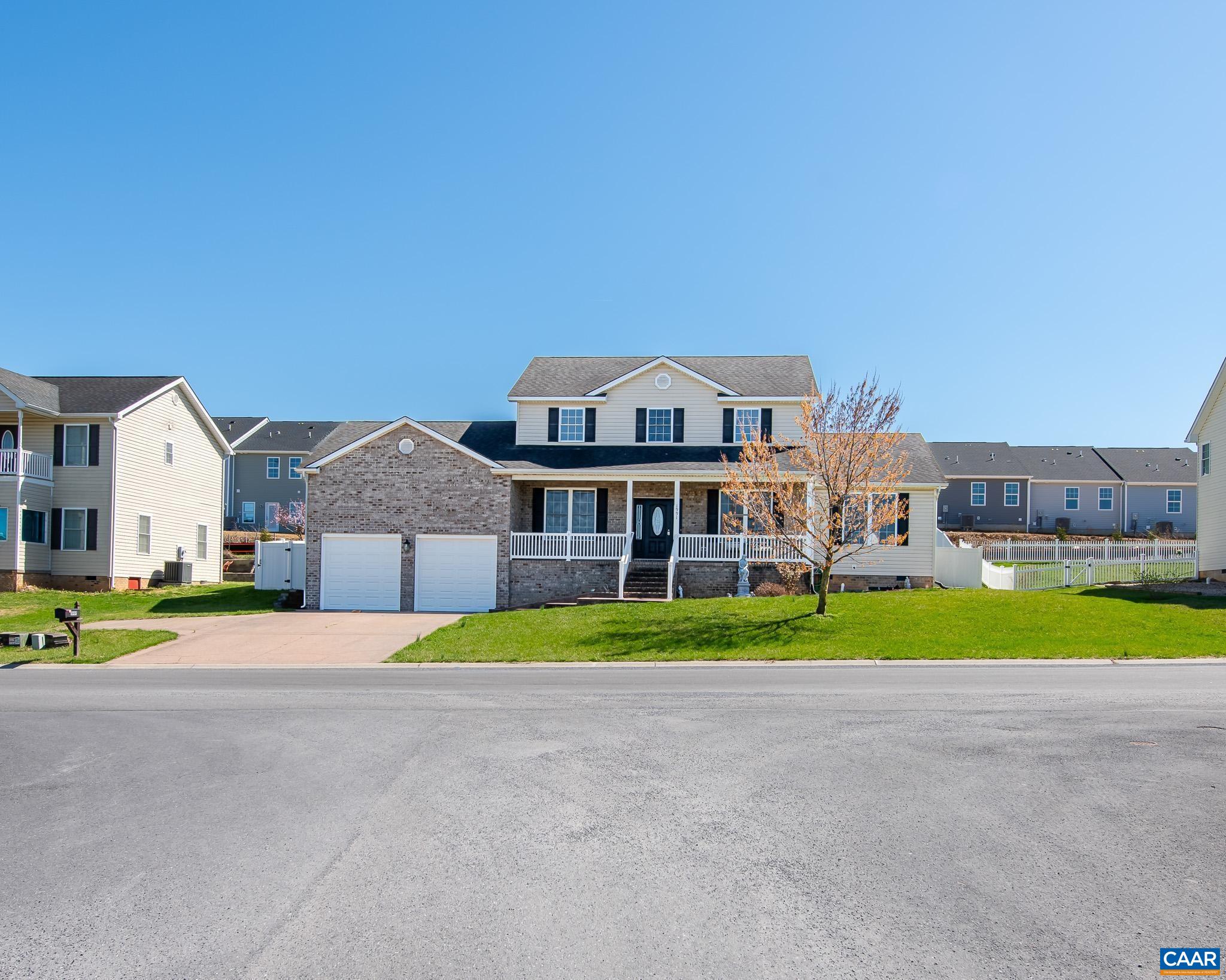 1991 RUSSELL DR, ROCKINGHAM, Virginia 22801, 5 Bedrooms Bedrooms, ,3 BathroomsBathrooms,Residential,1991 RUSSELL DR,675098 MLS # 675098 1991 RUSSELL DR, ROCKINGHAM, Virginia 22801, 5 Bedrooms Bedrooms, ,3 BathroomsBathrooms,Residential,1991 RUSSELL DR,675098 MLS # 675098