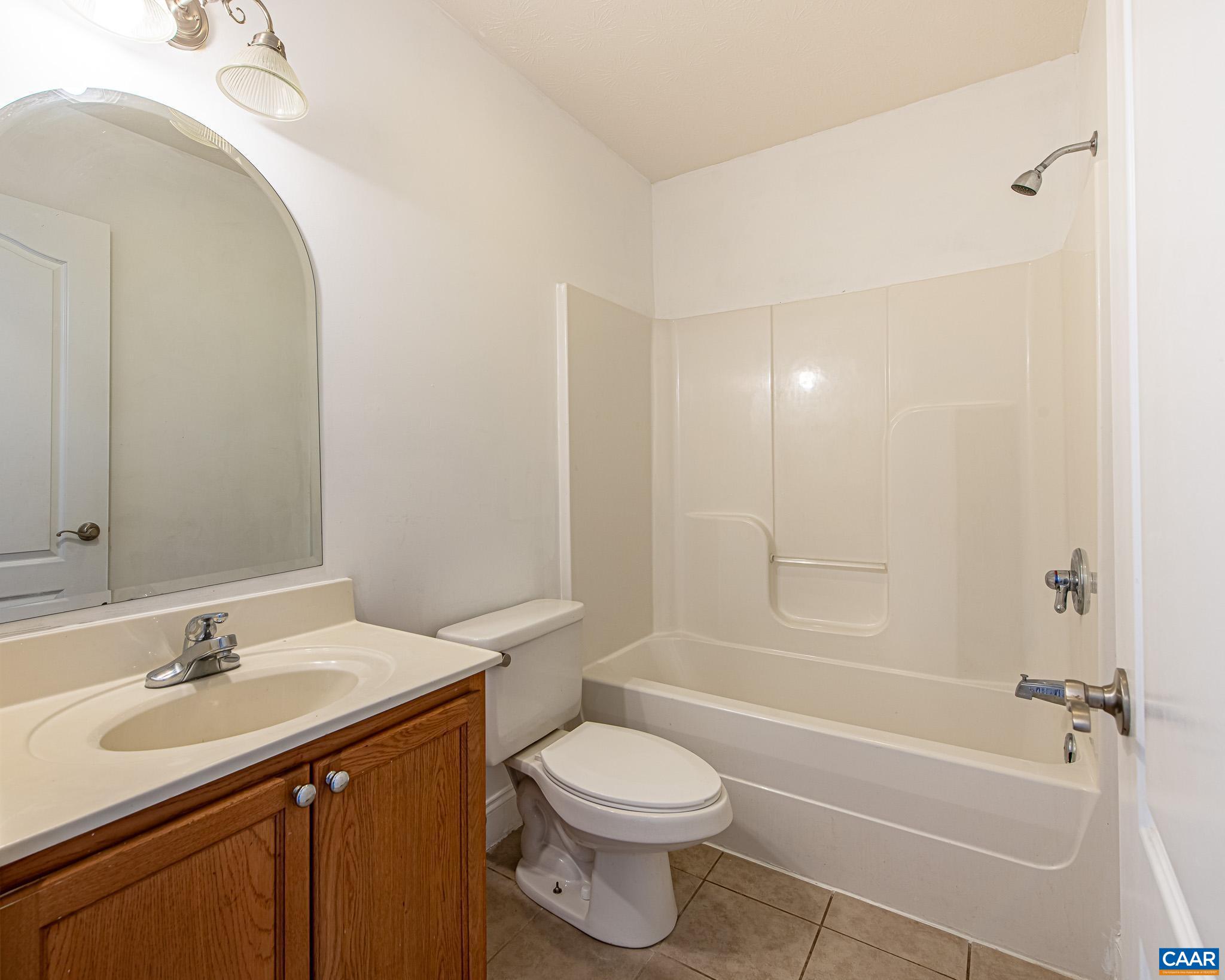 1991 RUSSELL DR, ROCKINGHAM, Virginia 22801, 5 Bedrooms Bedrooms, ,3 BathroomsBathrooms,Residential,1991 RUSSELL DR,675098 MLS # 675098 1991 RUSSELL DR, ROCKINGHAM, Virginia 22801, 5 Bedrooms Bedrooms, ,3 BathroomsBathrooms,Residential,1991 RUSSELL DR,675098 MLS # 675098