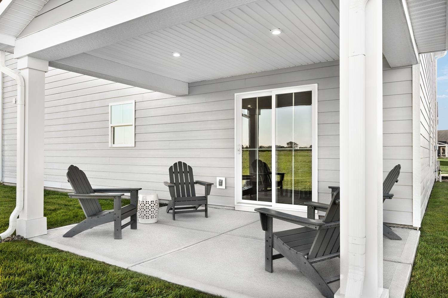 8 WHITE BIRCH RD, WAYNESBORO, Virginia 22980, 6 Bedrooms Bedrooms, ,3 BathroomsBathrooms,Residential,8 WHITE BIRCH RD,675107 MLS # 675107