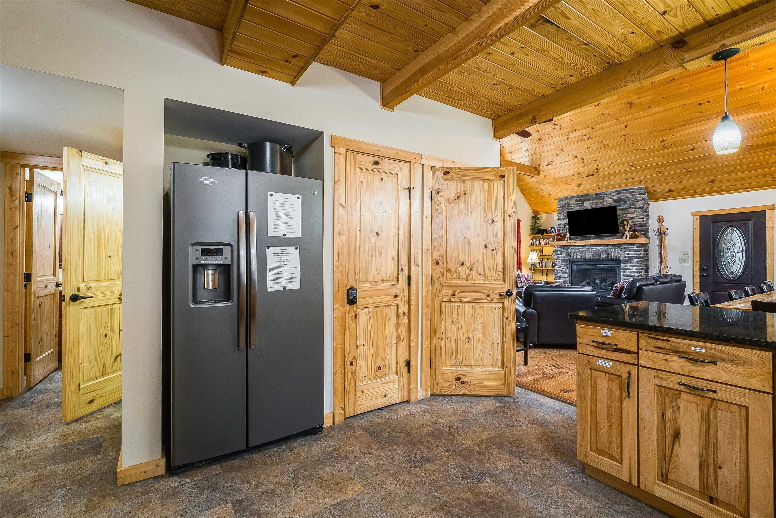 781 RAINIER RD, MCGAHEYSVILLE, Virginia 22840, 5 Bedrooms Bedrooms, ,4 BathroomsBathrooms,Residential,The Scrap Nest,781 RAINIER RD,675110 MLS # 675110