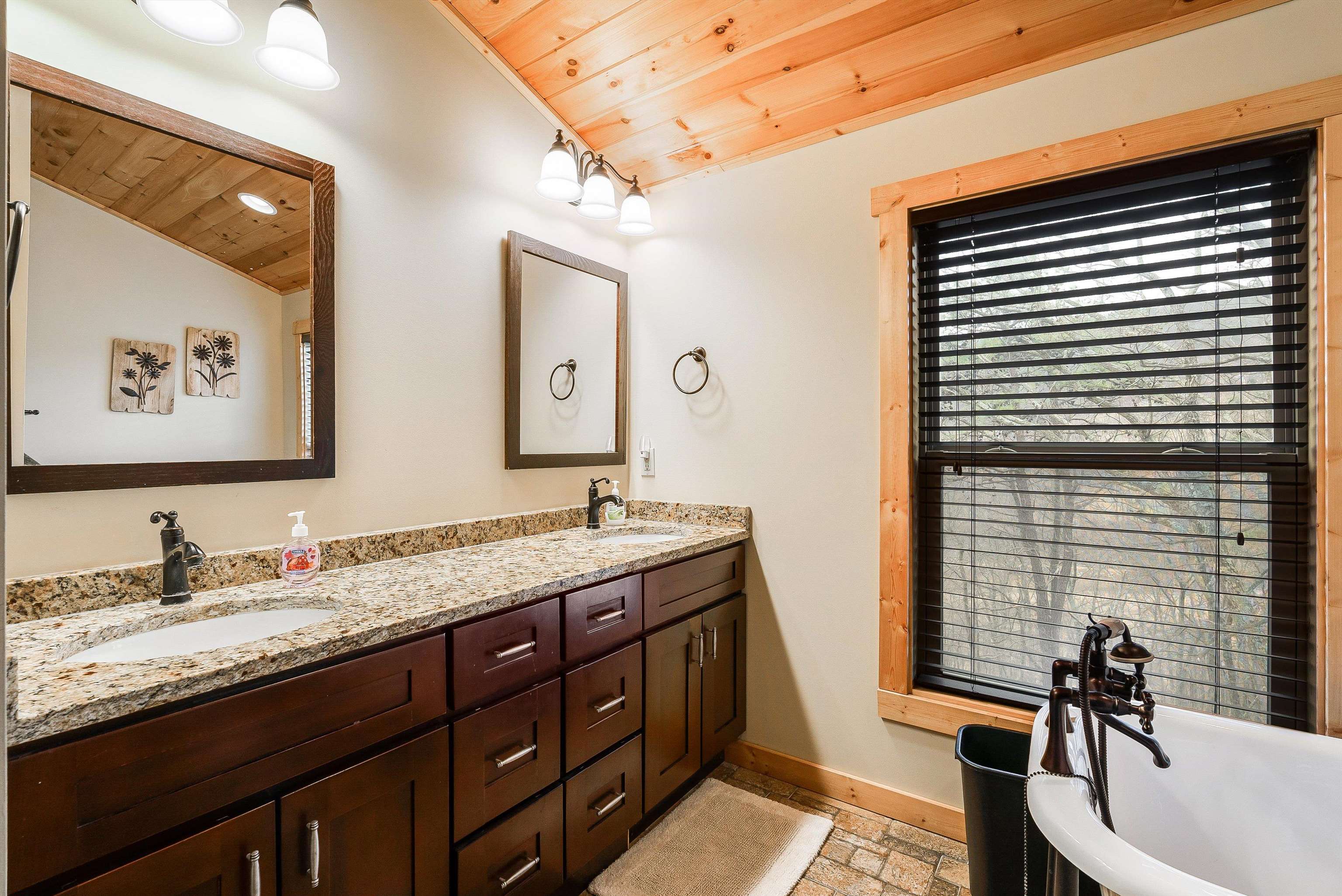 781 RAINIER RD, MCGAHEYSVILLE, Virginia 22840, 5 Bedrooms Bedrooms, ,4 BathroomsBathrooms,Residential,The Scrap Nest,781 RAINIER RD,675110 MLS # 675110