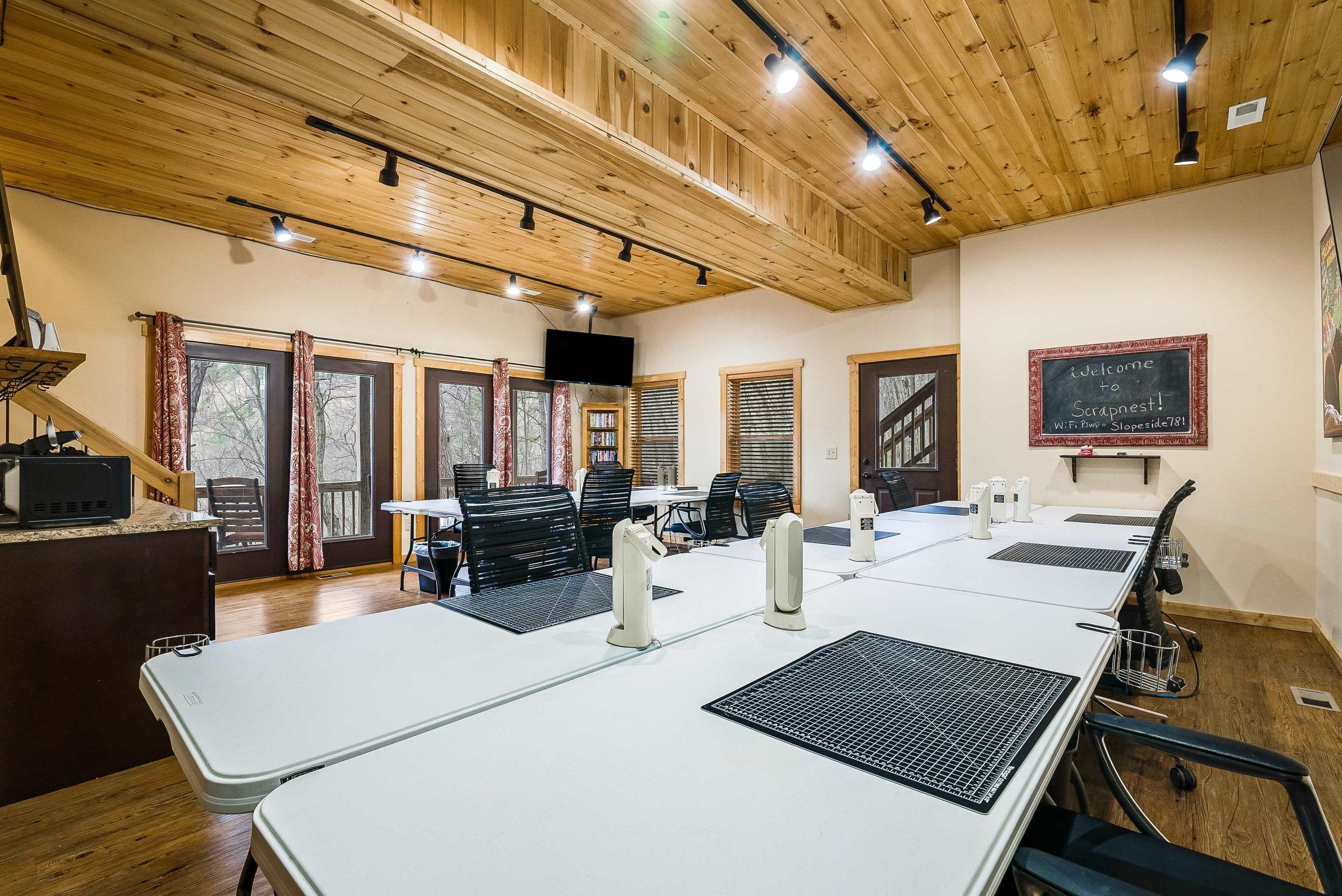 781 RAINIER RD, MCGAHEYSVILLE, Virginia 22840, 5 Bedrooms Bedrooms, ,4 BathroomsBathrooms,Residential,The Scrap Nest,781 RAINIER RD,675110 MLS # 675110