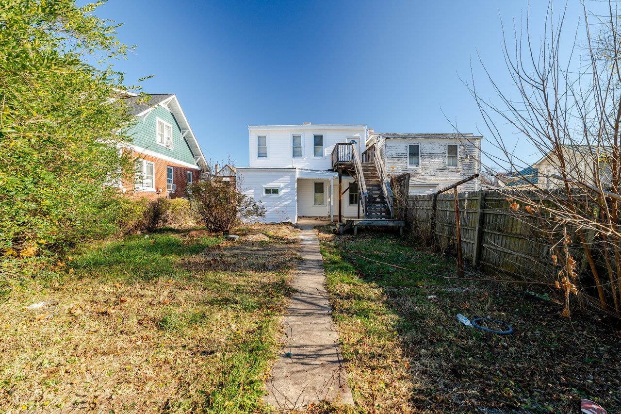 427 FOURTH ST, SHENANDOAH, Virginia 22849, ,Residential,427 FOURTH ST,671286 MLS # 671286