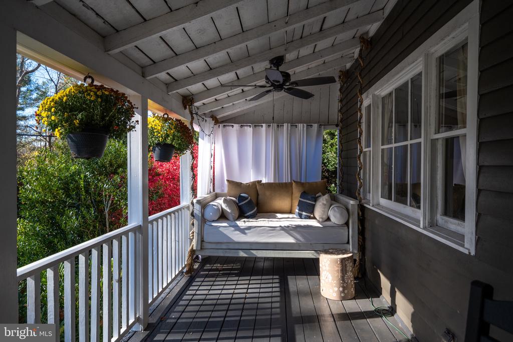 560 RICHMOND RD, AMISSVILLE, Virginia 20106, 4 Bedrooms Bedrooms, ,4 BathroomsBathrooms,Residential,560 RICHMOND RD,VARP2002374 MLS # VARP2002374