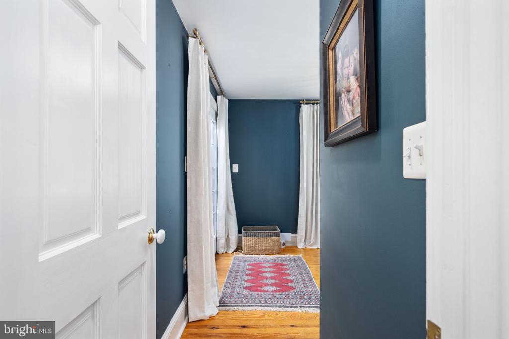 560 RICHMOND RD, AMISSVILLE, Virginia 20106, 4 Bedrooms Bedrooms, ,4 BathroomsBathrooms,Residential,560 RICHMOND RD,VARP2002374 MLS # VARP2002374