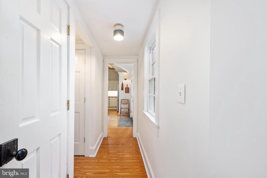 560 RICHMOND RD, AMISSVILLE, Virginia 20106, 4 Bedrooms Bedrooms, ,4 BathroomsBathrooms,Residential,560 RICHMOND RD,VARP2002374 MLS # VARP2002374