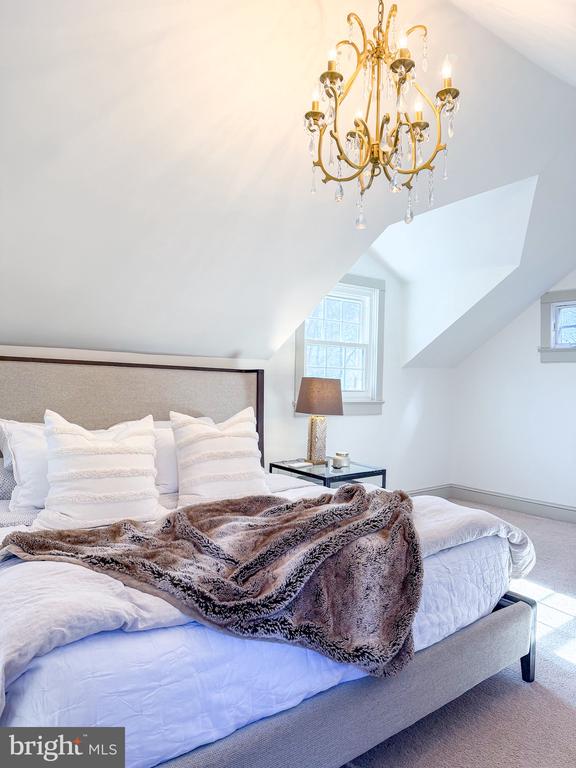 560 RICHMOND RD, AMISSVILLE, Virginia 20106, 4 Bedrooms Bedrooms, ,4 BathroomsBathrooms,Residential,560 RICHMOND RD,VARP2002374 MLS # VARP2002374