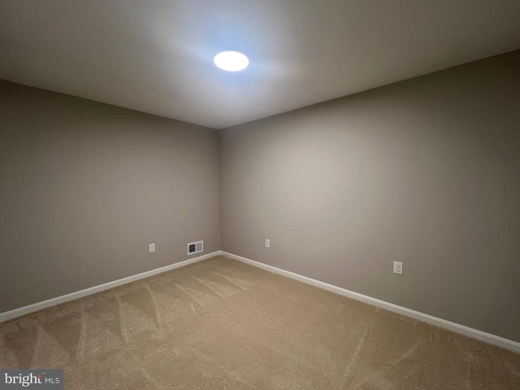 11665 FLAG ROCK DR, REMINGTON, Virginia 22734, 5 Bedrooms Bedrooms, ,3 BathroomsBathrooms,Residential,11665 FLAG ROCK DR,VAFQ2020360 MLS # VAFQ2020360