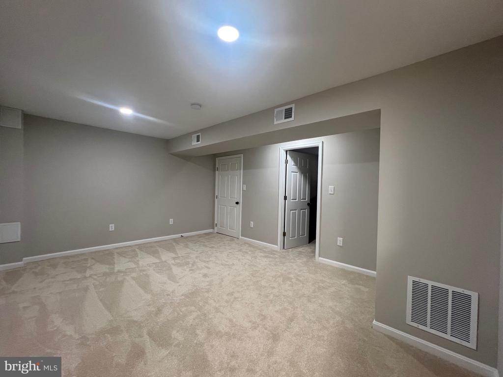 11665 FLAG ROCK DR, REMINGTON, Virginia 22734, 5 Bedrooms Bedrooms, ,3 BathroomsBathrooms,Residential,11665 FLAG ROCK DR,VAFQ2020360 MLS # VAFQ2020360