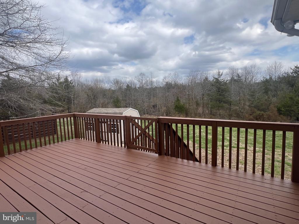 11665 FLAG ROCK DR, REMINGTON, Virginia 22734, 5 Bedrooms Bedrooms, ,3 BathroomsBathrooms,Residential,11665 FLAG ROCK DR,VAFQ2020360 MLS # VAFQ2020360