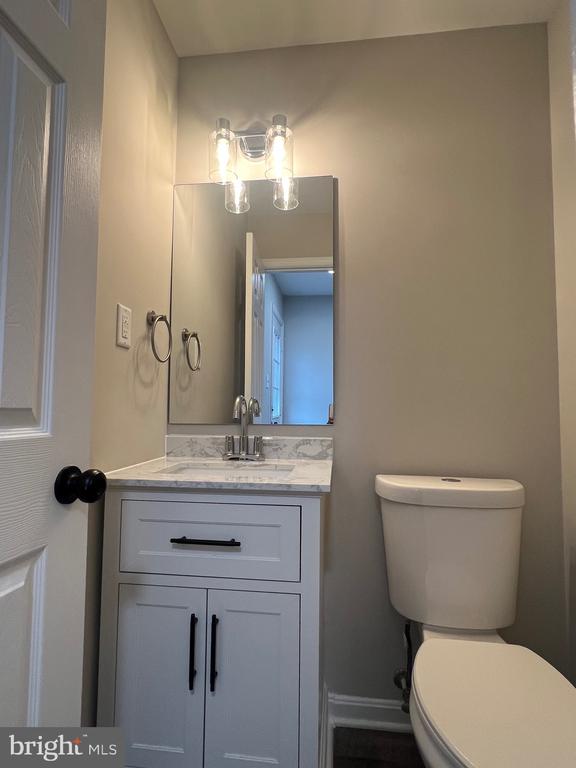 11665 FLAG ROCK DR, REMINGTON, Virginia 22734, 5 Bedrooms Bedrooms, ,3 BathroomsBathrooms,Residential,11665 FLAG ROCK DR,VAFQ2020360 MLS # VAFQ2020360