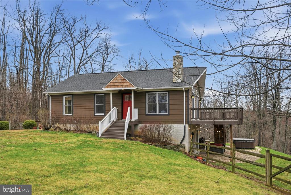 3998 HIDDEN VALLEY LN, LINDEN, Virginia, 3 Bedrooms Bedrooms, ,2 BathroomsBathrooms,Residential,3998 HIDDEN VALLEY LN,VAFQ2021012 MLS # VAFQ2021012
