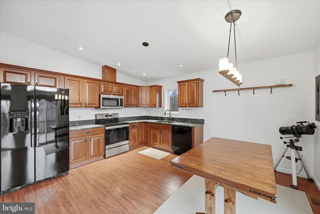 3998 HIDDEN VALLEY LN, LINDEN, Virginia, 3 Bedrooms Bedrooms, ,2 BathroomsBathrooms,Residential,3998 HIDDEN VALLEY LN,VAFQ2021012 MLS # VAFQ2021012