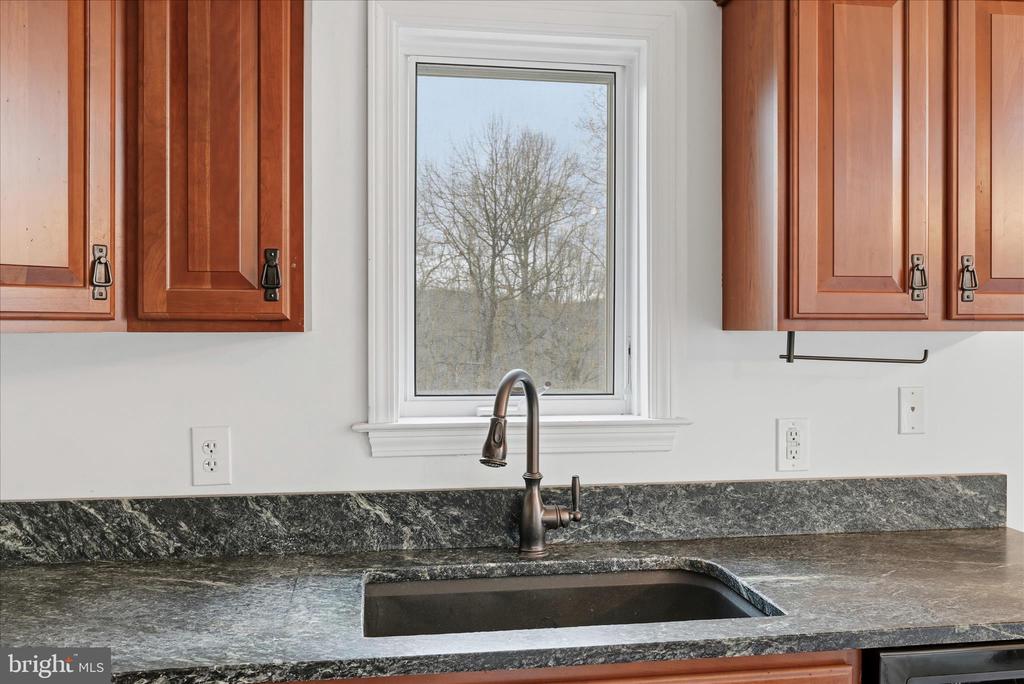 3998 HIDDEN VALLEY LN, LINDEN, Virginia, 3 Bedrooms Bedrooms, ,2 BathroomsBathrooms,Residential,3998 HIDDEN VALLEY LN,VAFQ2021012 MLS # VAFQ2021012