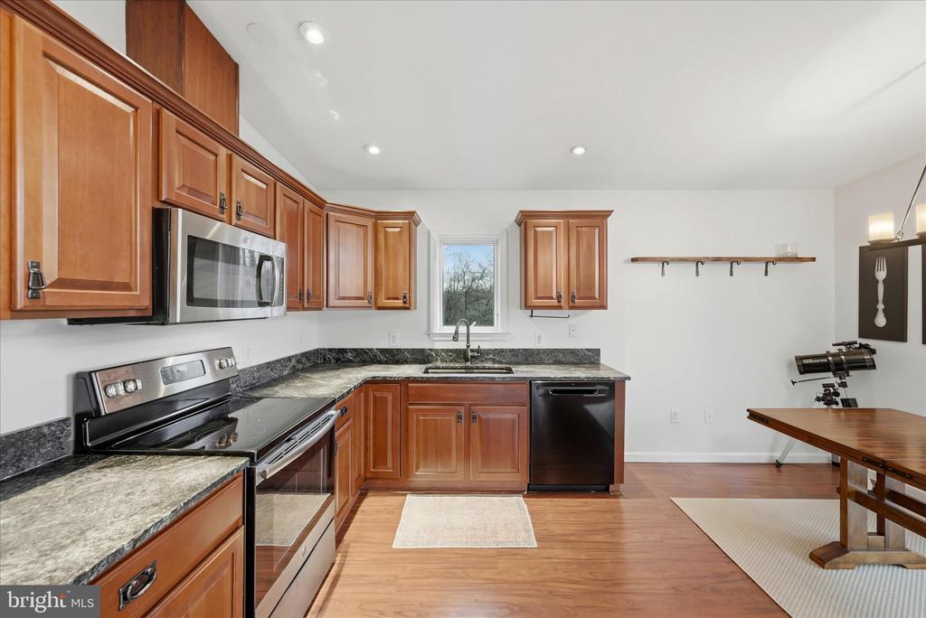 3998 HIDDEN VALLEY LN, LINDEN, Virginia, 3 Bedrooms Bedrooms, ,2 BathroomsBathrooms,Residential,3998 HIDDEN VALLEY LN,VAFQ2021012 MLS # VAFQ2021012